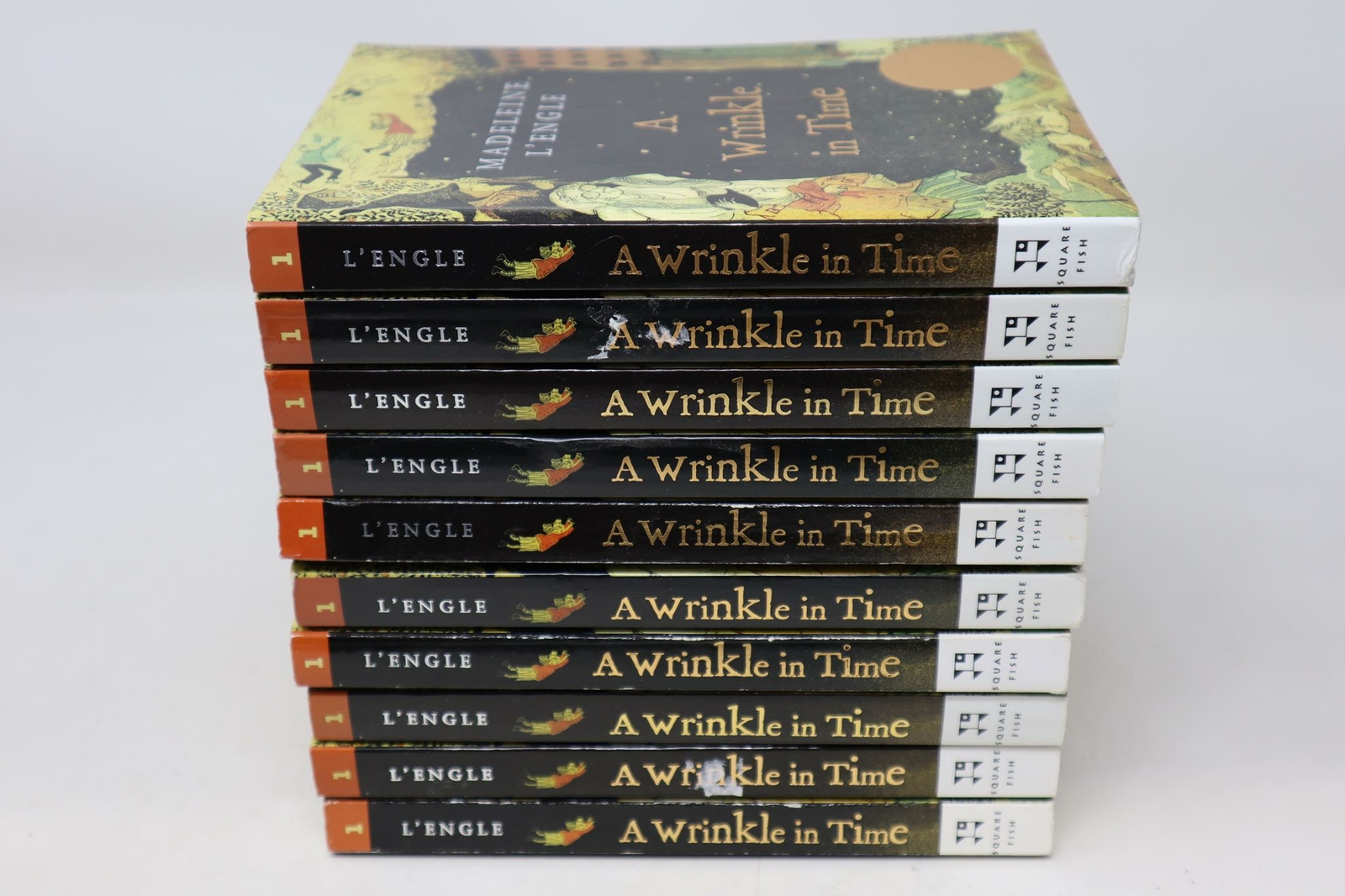 Guided Reading lot of 10 A Wrinkle in Time by Madeleine L&rsquo;Engle Paperback Books