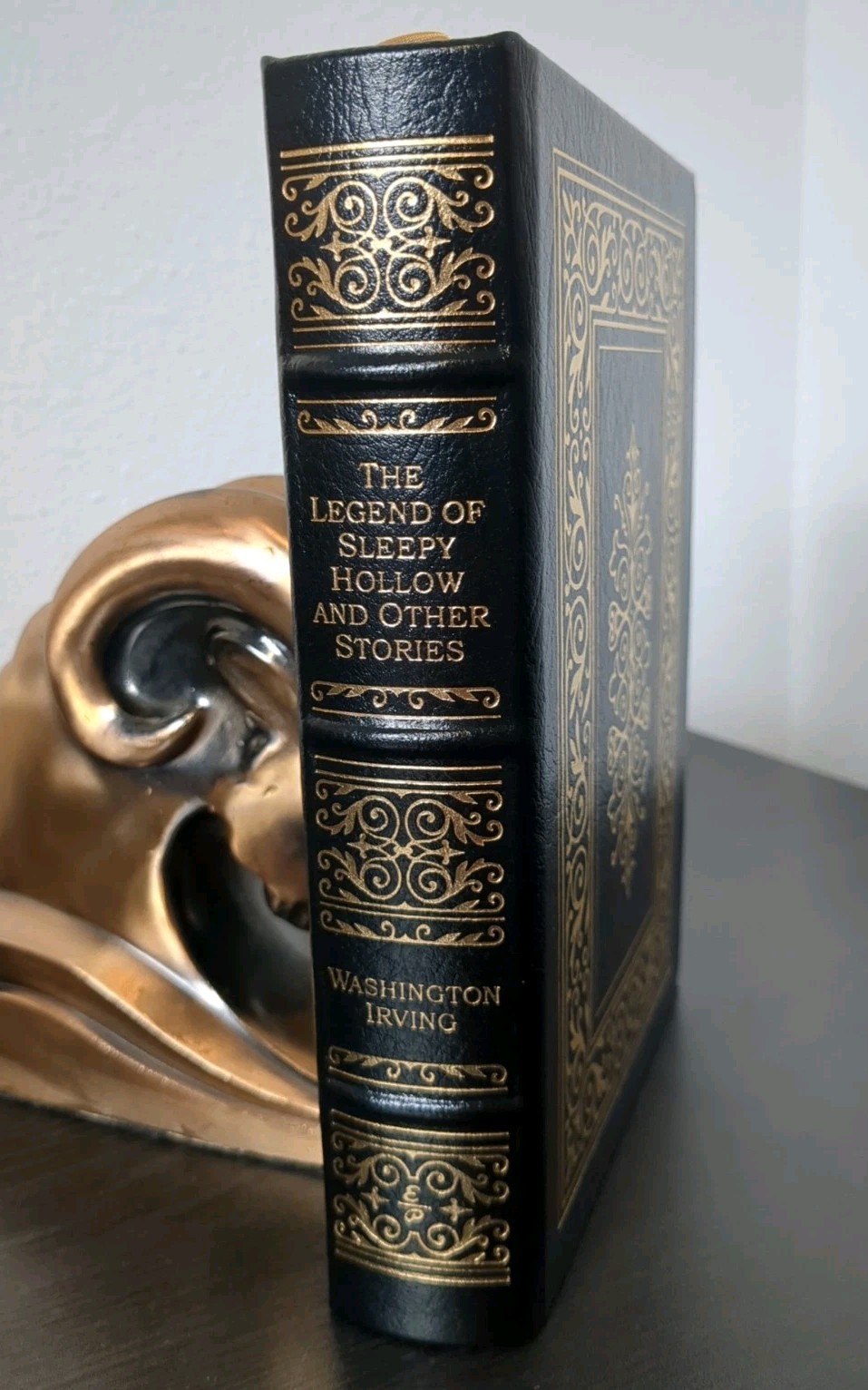 The Legend of Sleepy Hollow and Other Stories by Washington Irving Easton Press