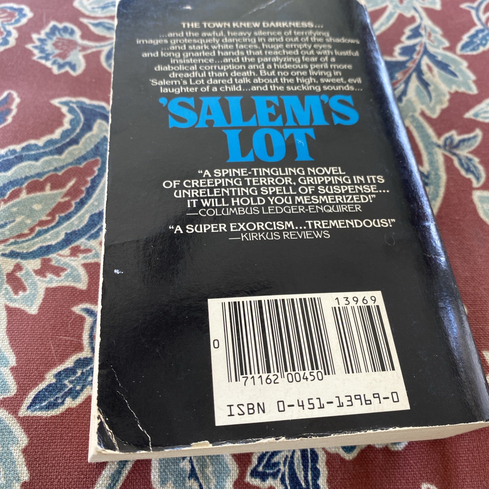 Salem&rsquo;s Lot by Stephen King, First Signet printing, 1976 paperback. Good.