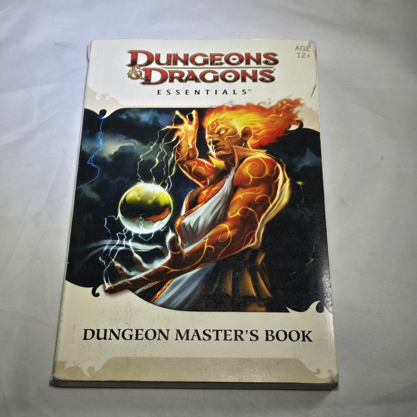 Dungeon Master&rsquo;s Kit (Dungeons & Dragons Essentials) *Missing Tokens*