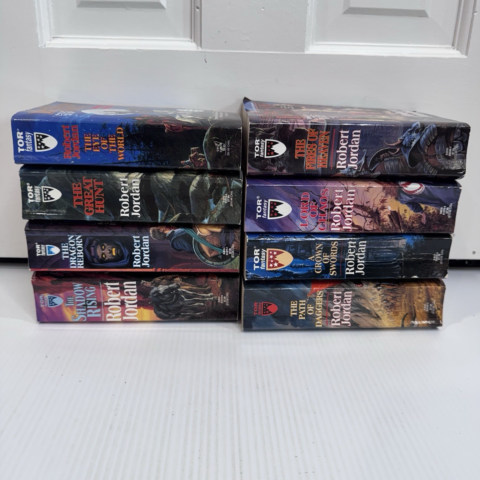Robert Jordan Wheel of Time Books 1-8 Paperback Lot Eye World Path Daggers