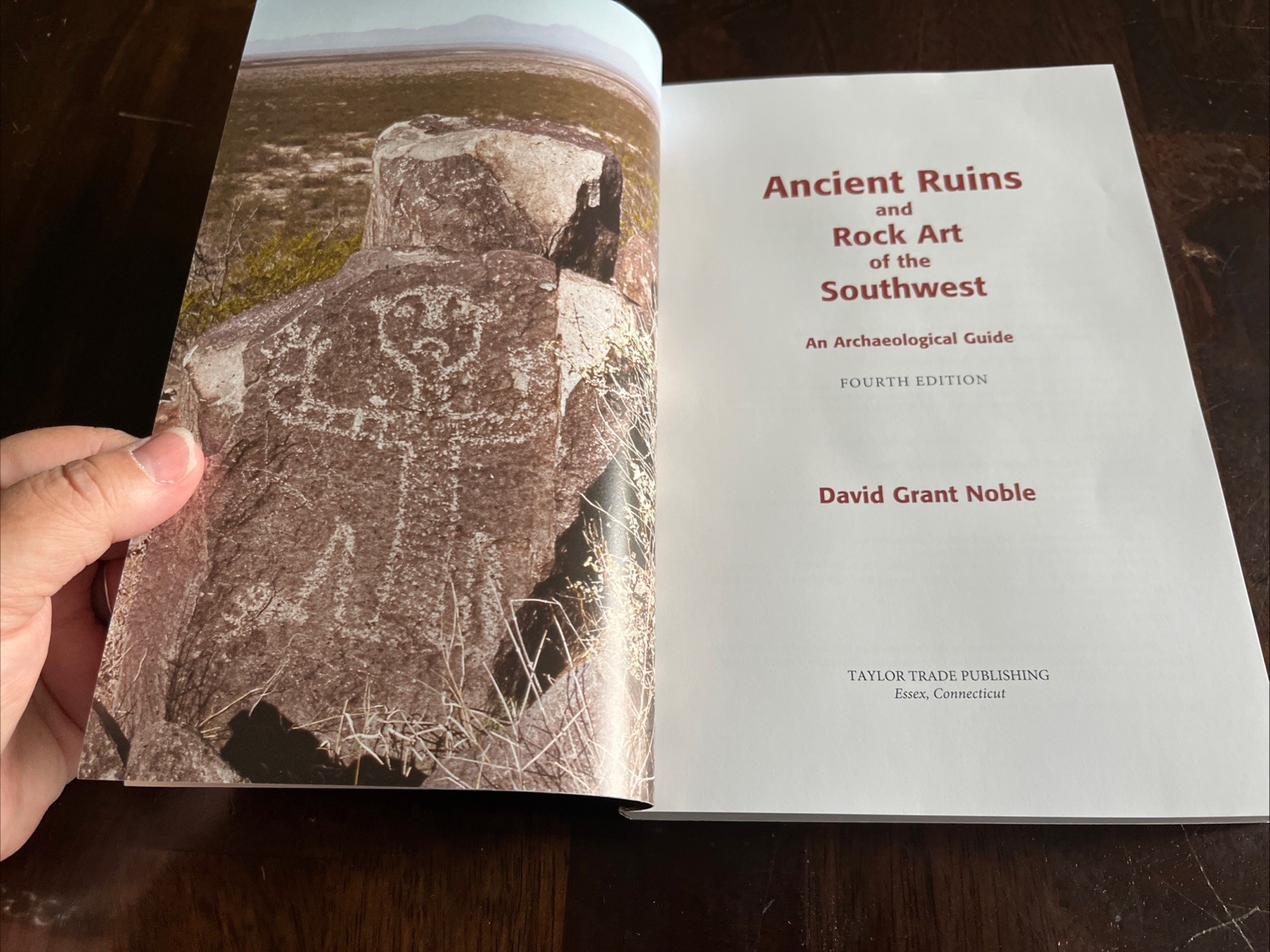 Ancient Ruins and Rock Art of the Southwest: An Archaeological Guide David Noble