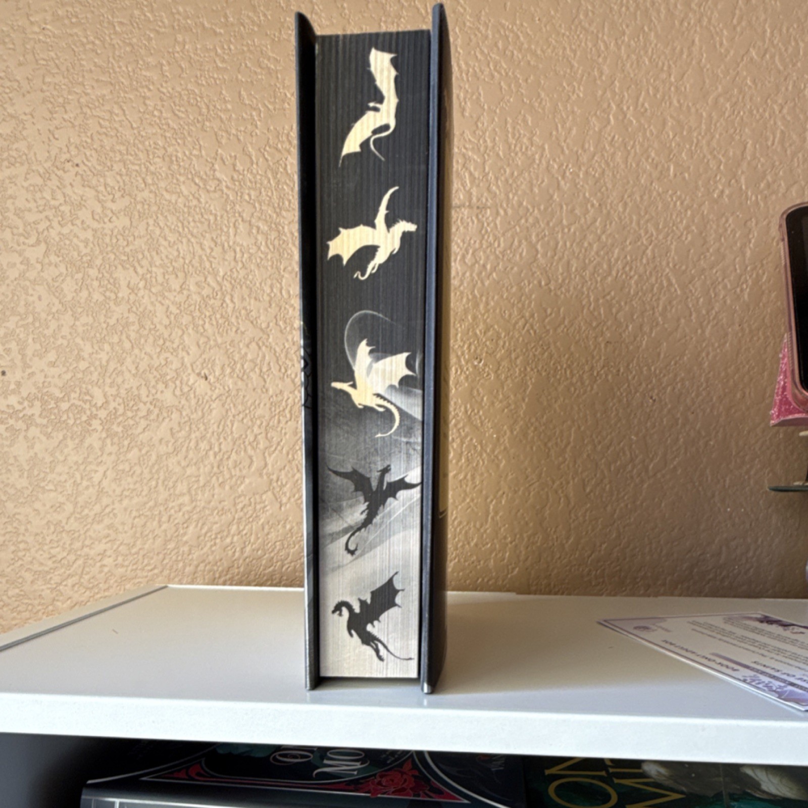 Entangled Publishing Onyx Storm Rebecca Yarros Hardcover Fantasy Empyrean Ser.