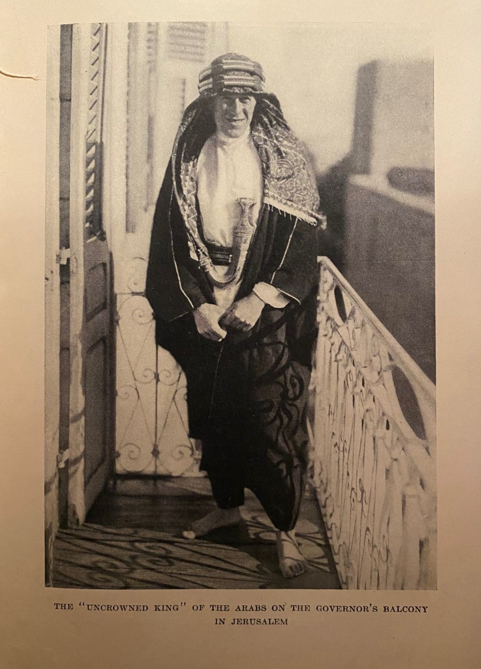 « With Lawrence in Arabia » by Lowell Thomas 1924 HC WWI Middle East Biography