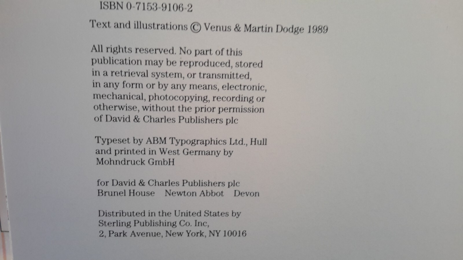 Vintage 1989 Making Miniatures In 1/12 Scale Hardcover By Dodge, Venus Pre-owned