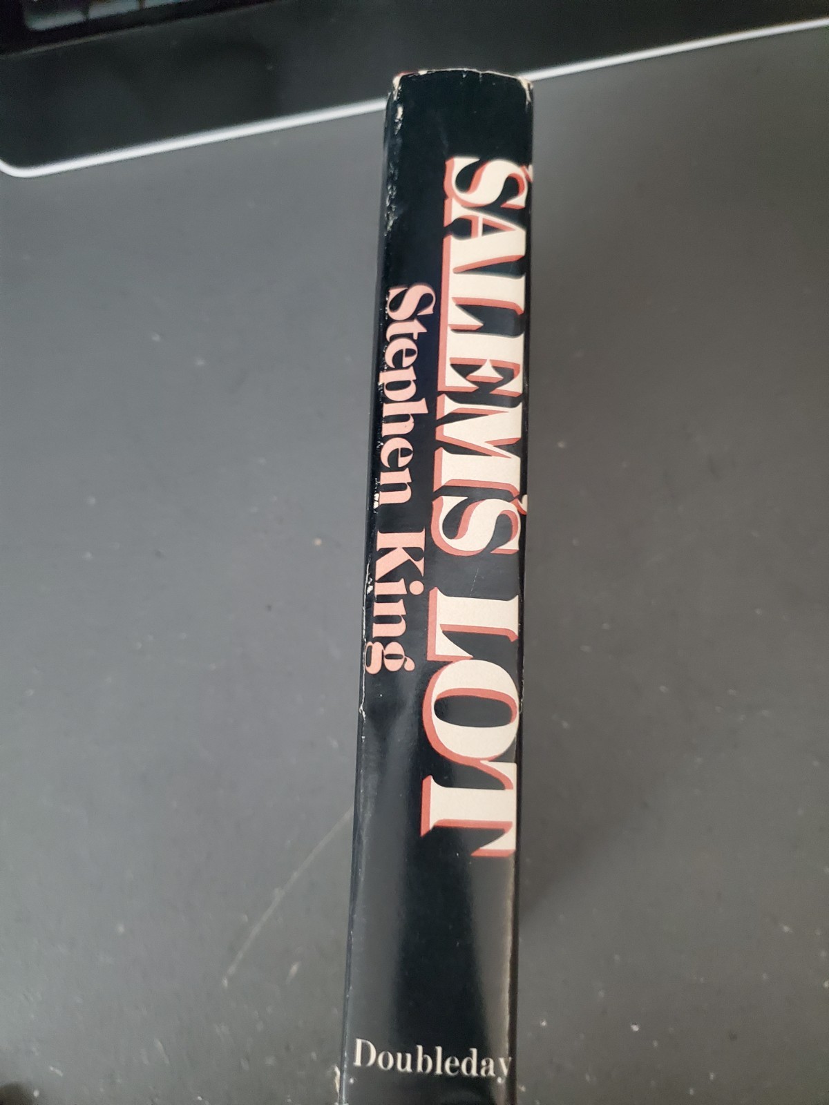 Salem&rsquo;s Lot by Stephen King 1975 Hardcover – Vintage GOOD