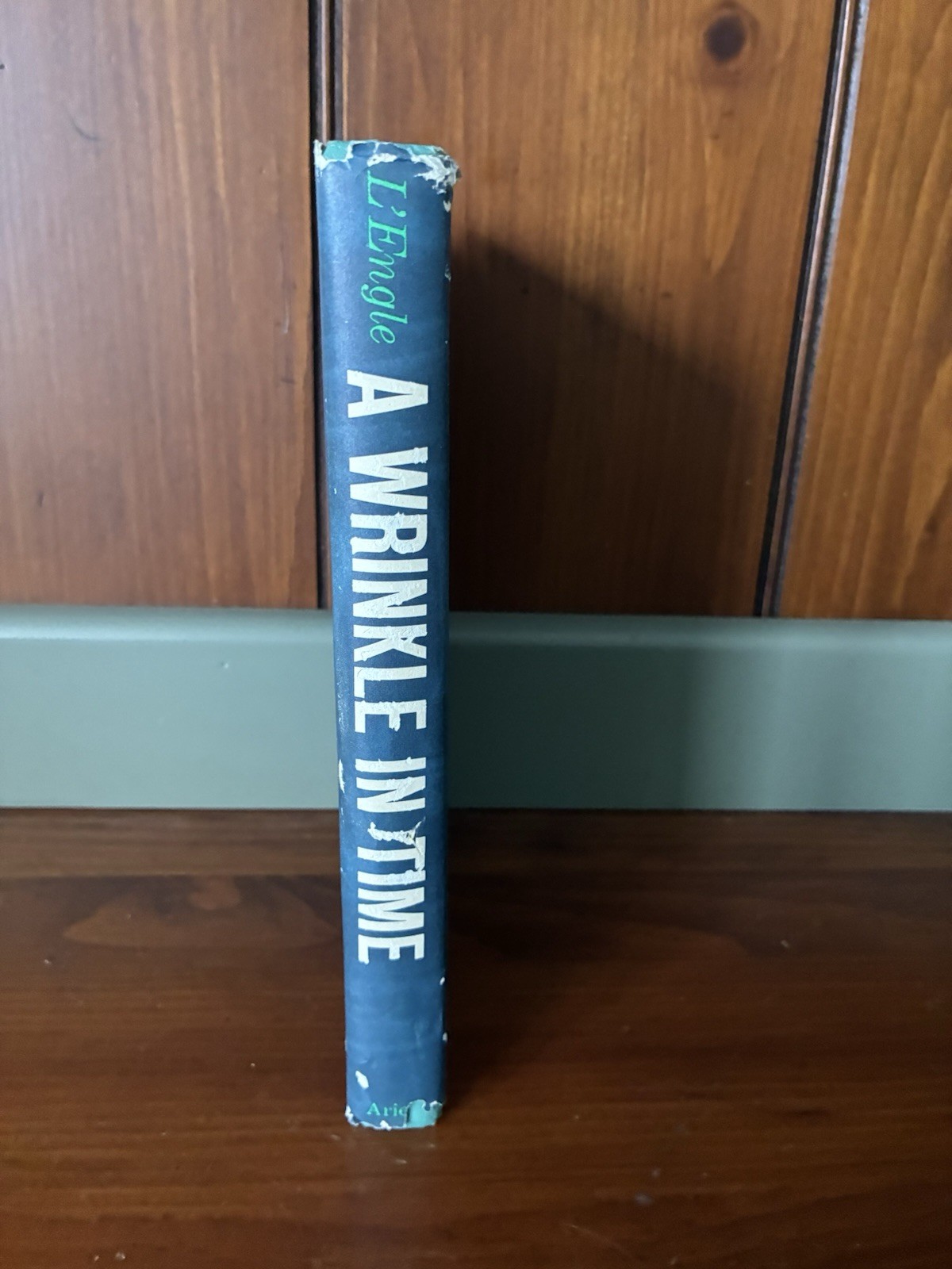 A Wrinkle in Time By Madeleine L&rsquo;engle Hardcover Book 1962 Book Club 1st Edition