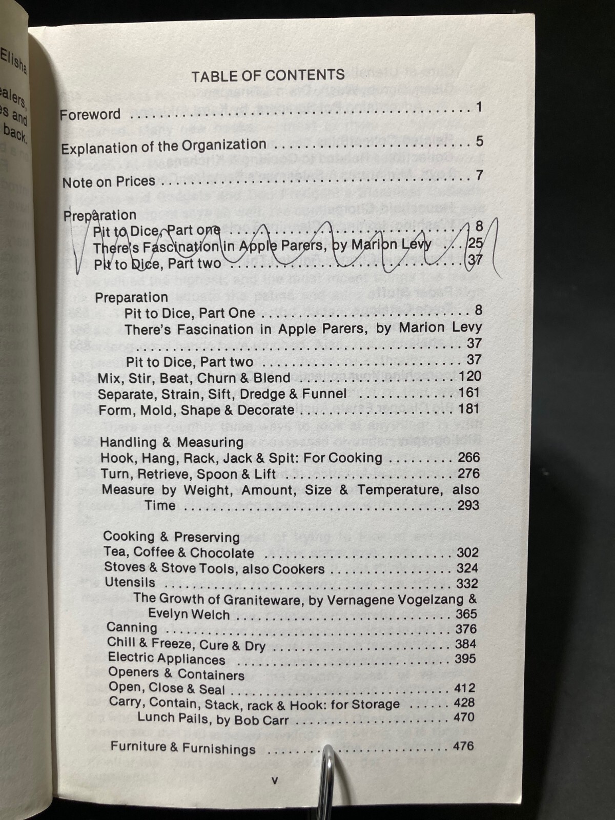 300 years of Kitchen Collectibles 1984 by Linda Campbell Franklin Second Edition