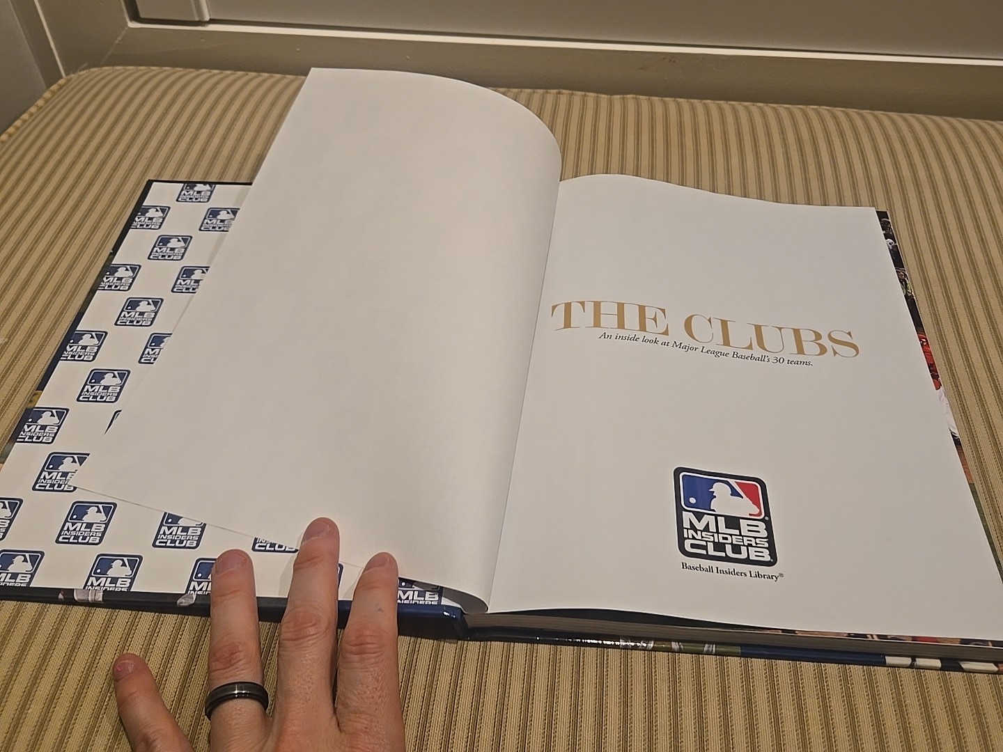 MLB Insiders Club: « The Clubs » Hardcover Edition – New Coffee Table Book
