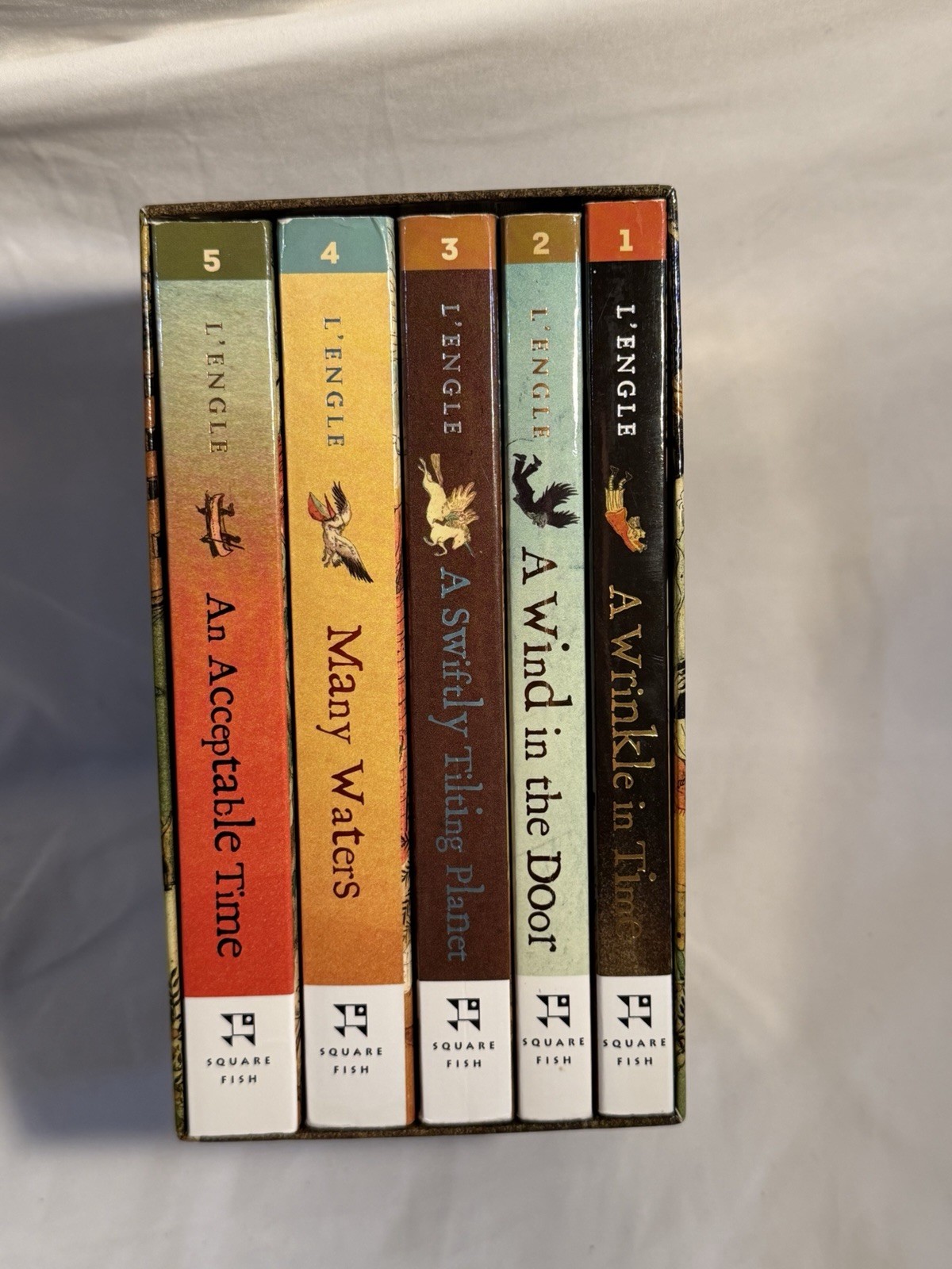 Square Fish Wrinkle in Time Quintet Box Set 5 Books by Madeleine L&rsquo;Engle