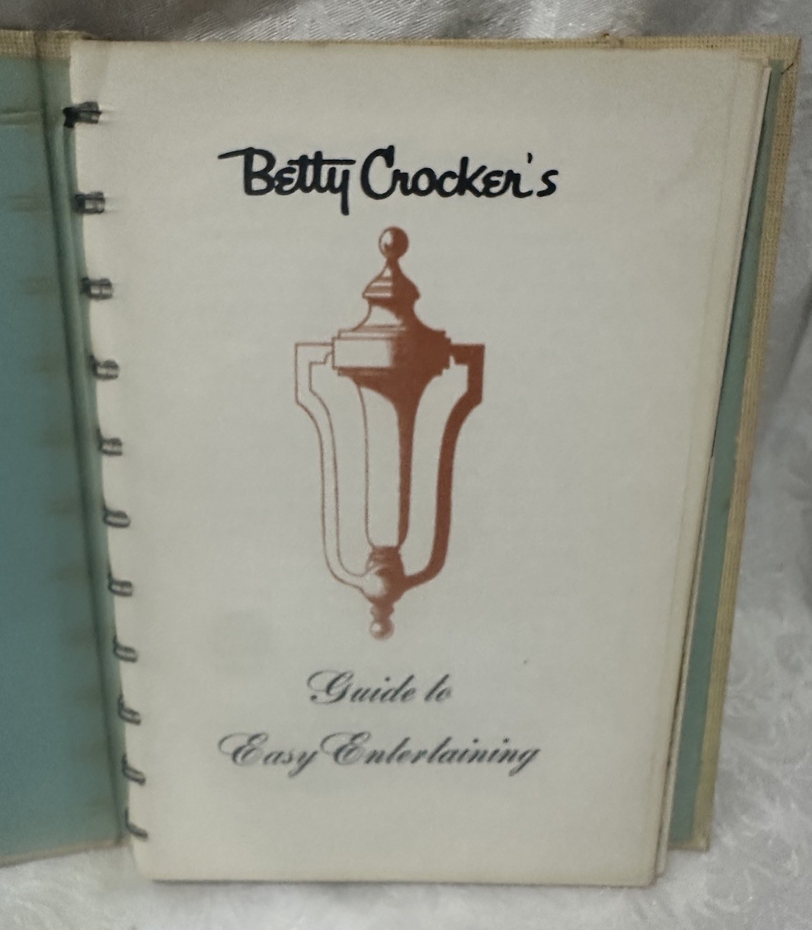 1959 Betty Crocker&rsquo;s Guide To Easy Entertaining 1st Edition 1st Printing HB