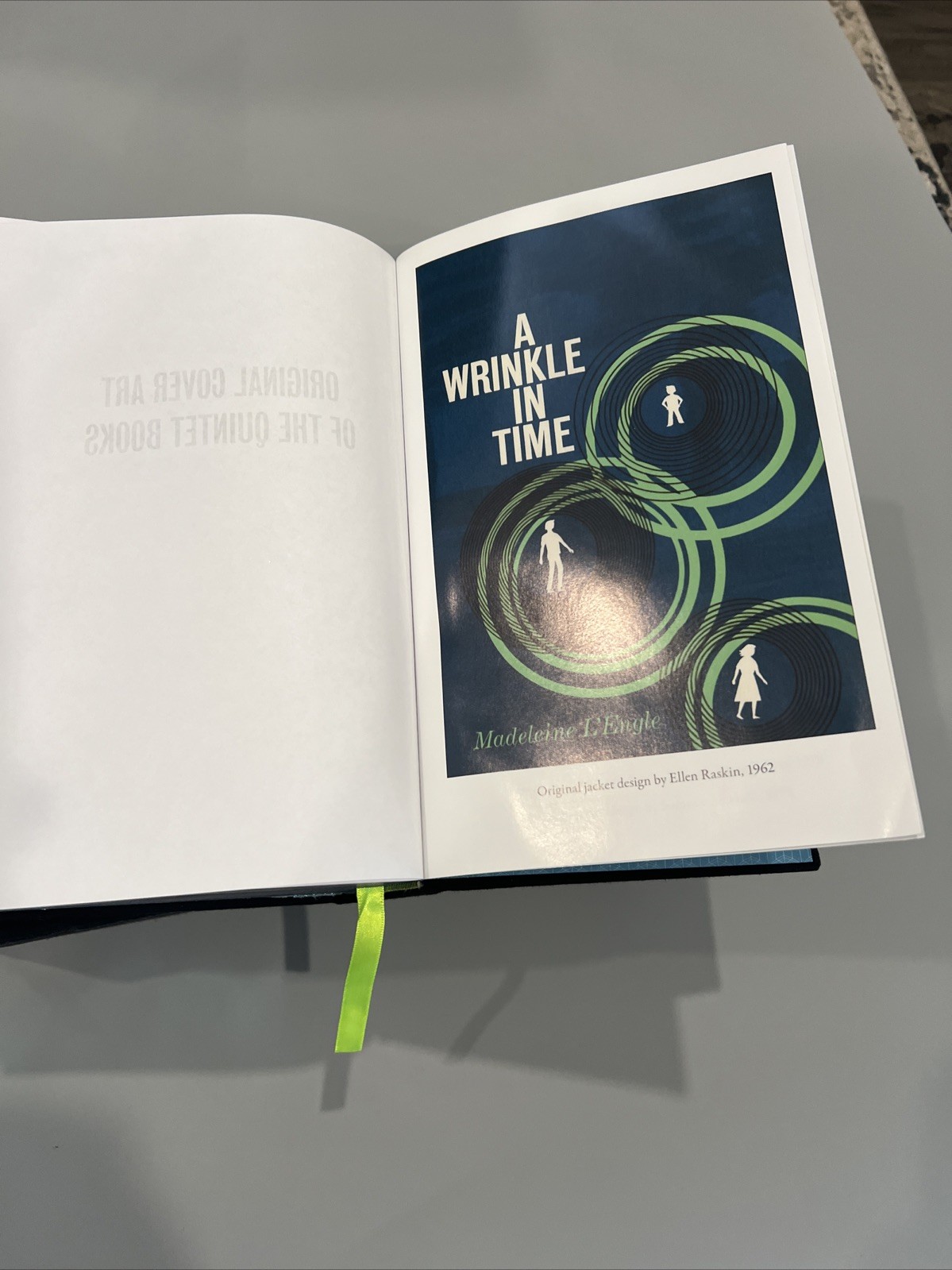 The Wrinkle in Time Quintet Slipcase Collector&rsquo;s Edition Hardcover FSG Press