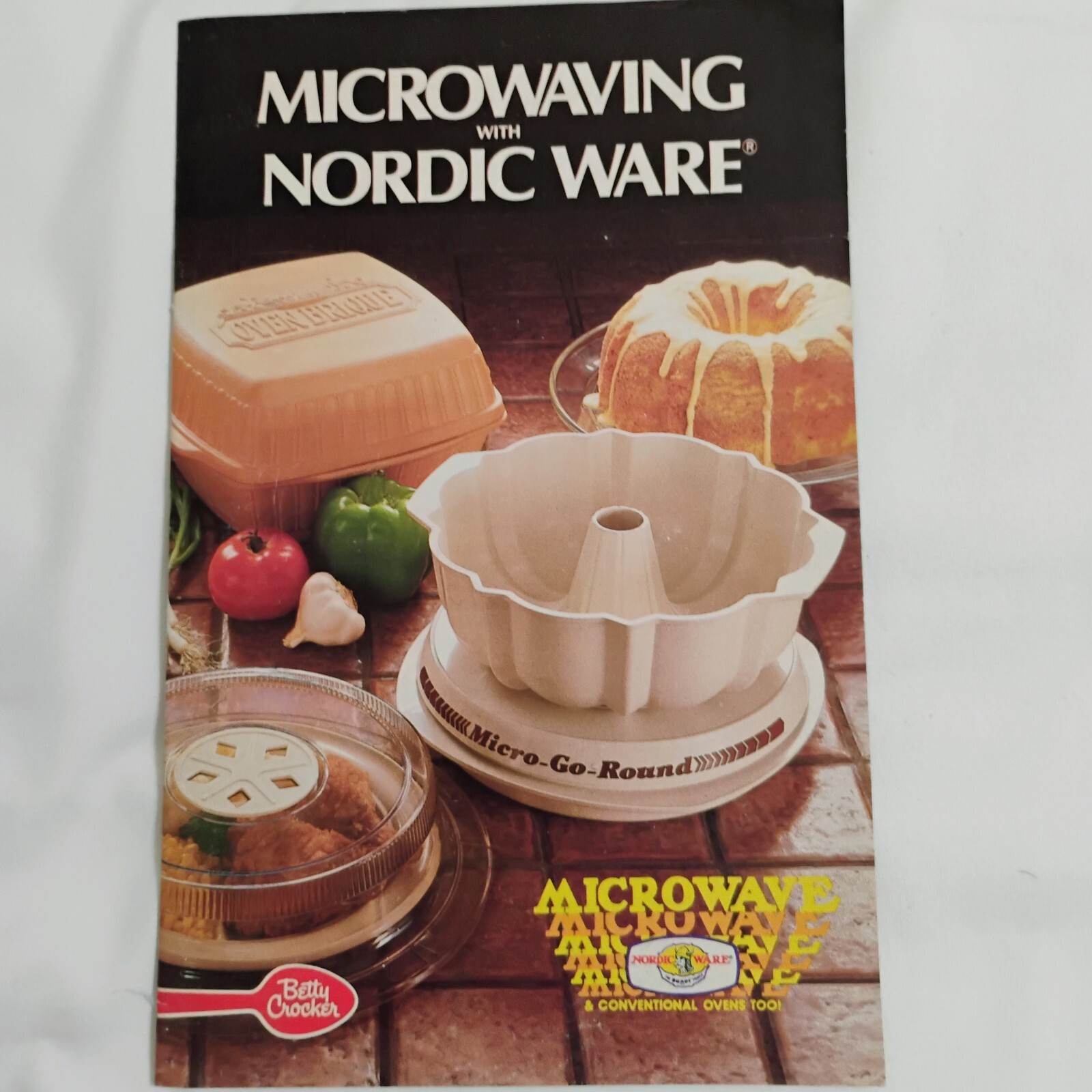 Lot of Vintage Manufacturer&rsquo;s & Other Cookbook / Recipe Booklets 1940s to 1980s