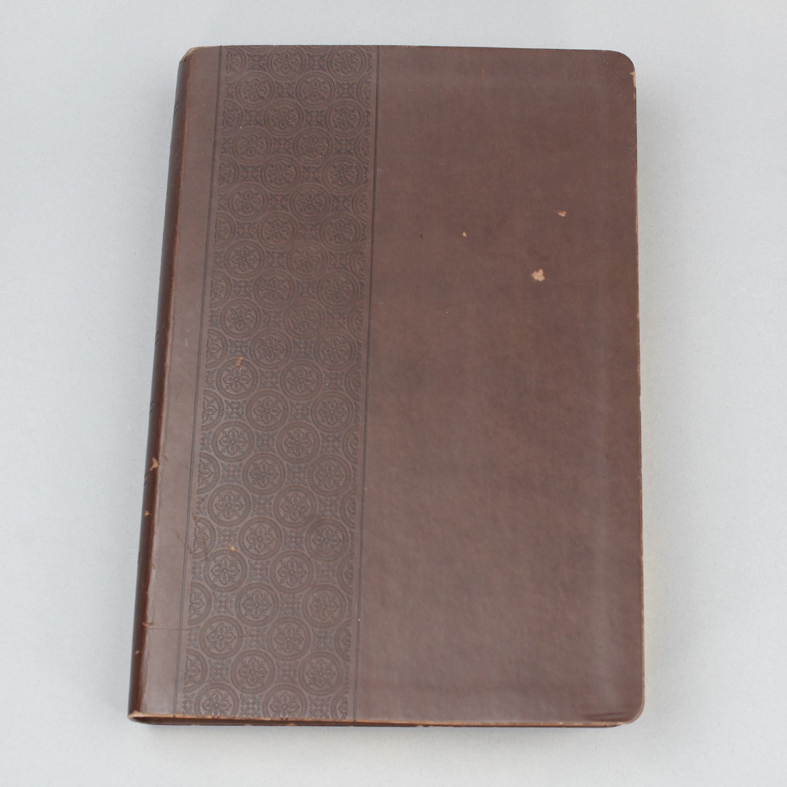 New American Standard Note-Taker&rsquo;s Bible Leathersoft Vegan Leather Red Letter