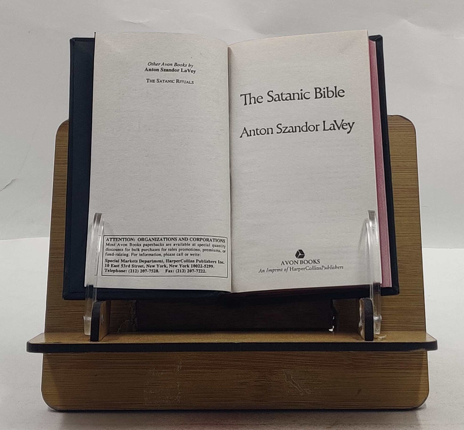 The Satanic Bible By La Vey, Anton [Royal Edition]