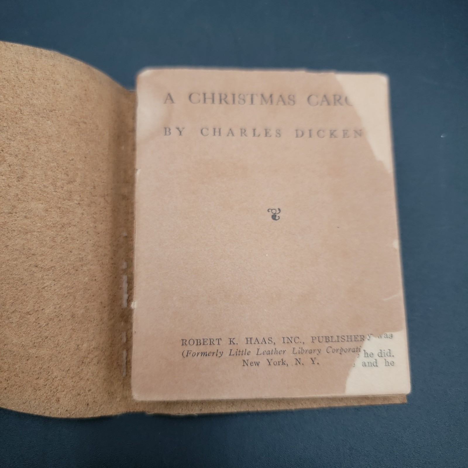Little Leather Library – A CHRISTMAS CAROL Charles Dickens Antique Book 1920&rsquo;s