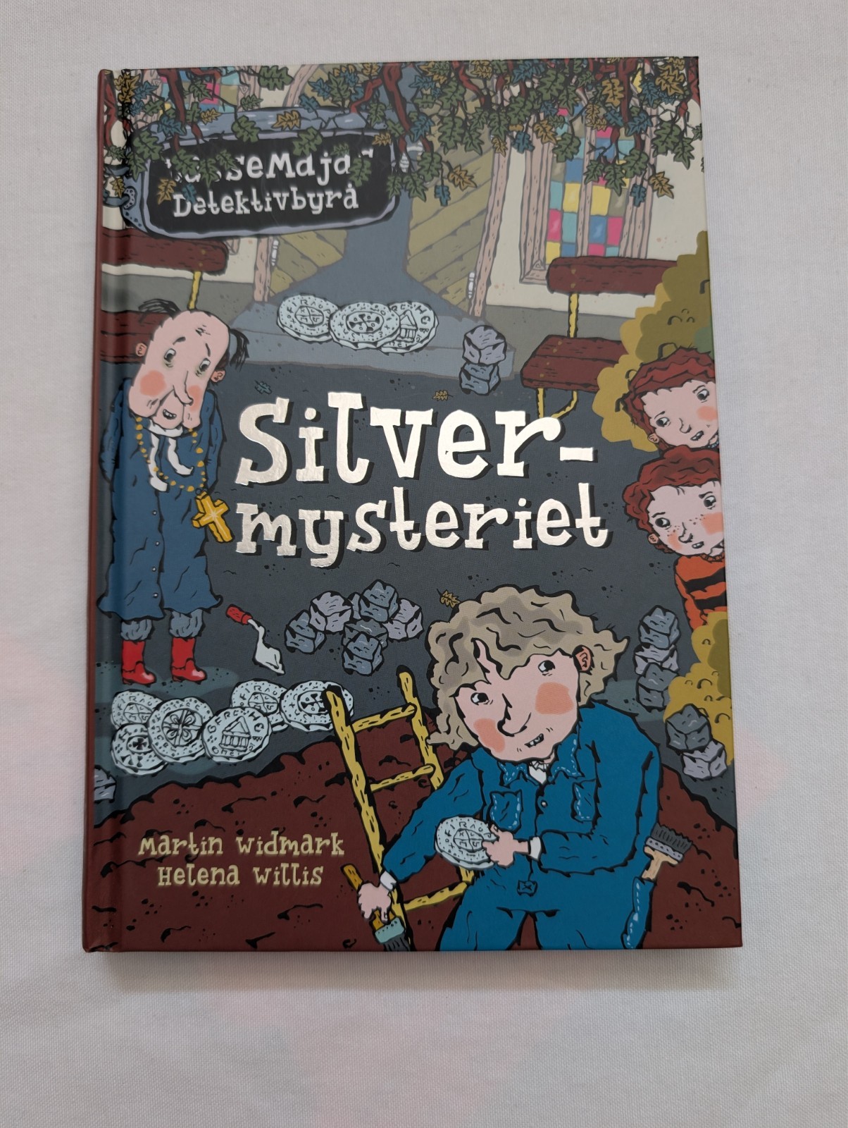 Lasse Maja&rsquo;s Detective Agency 8 Book Hardcover Lot in Swedish Svenska Widmark