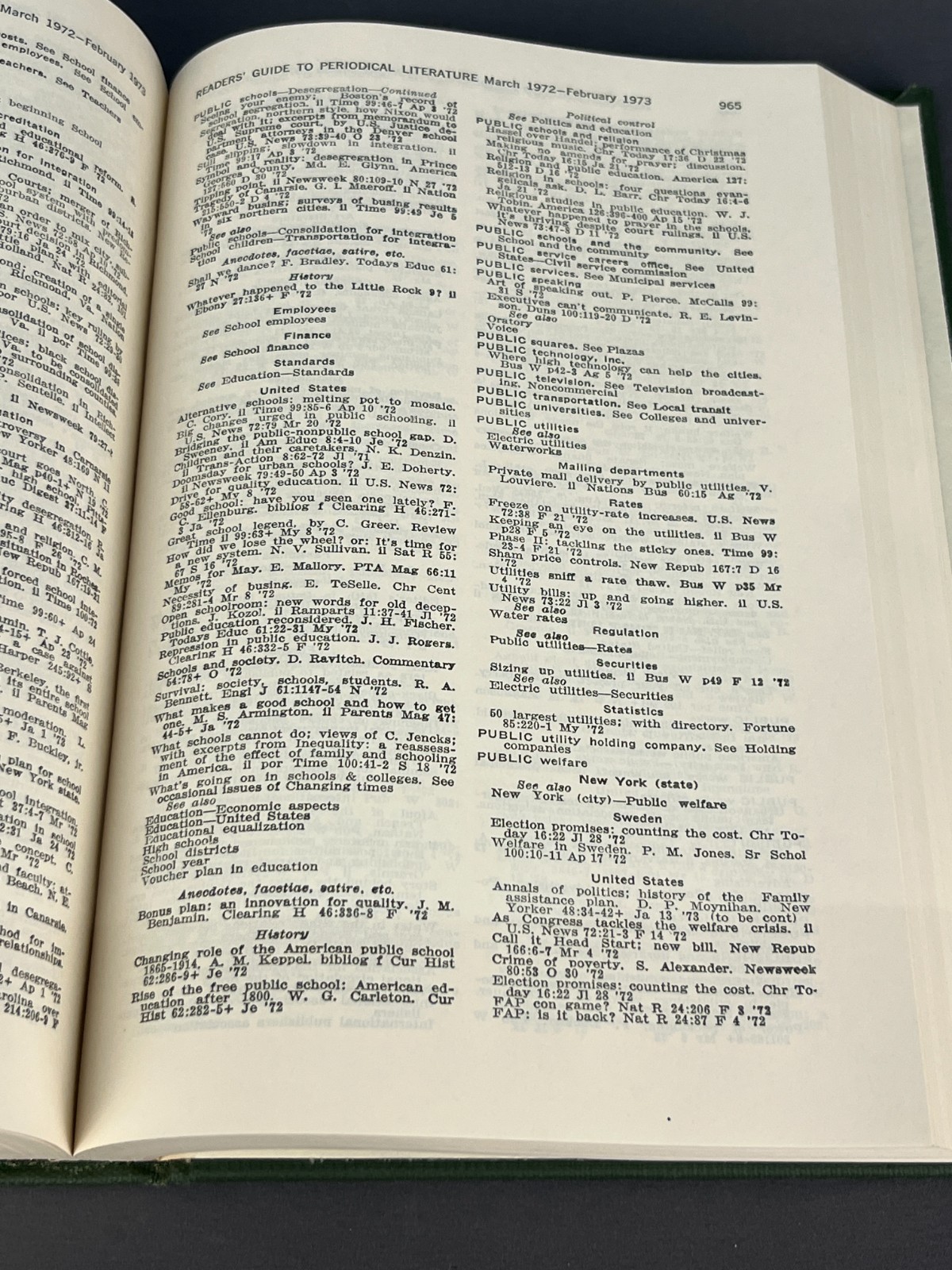 1972 -73 Reader&rsquo;s Guide to Periodical Literature Volume 32 by H.W. Wilson
