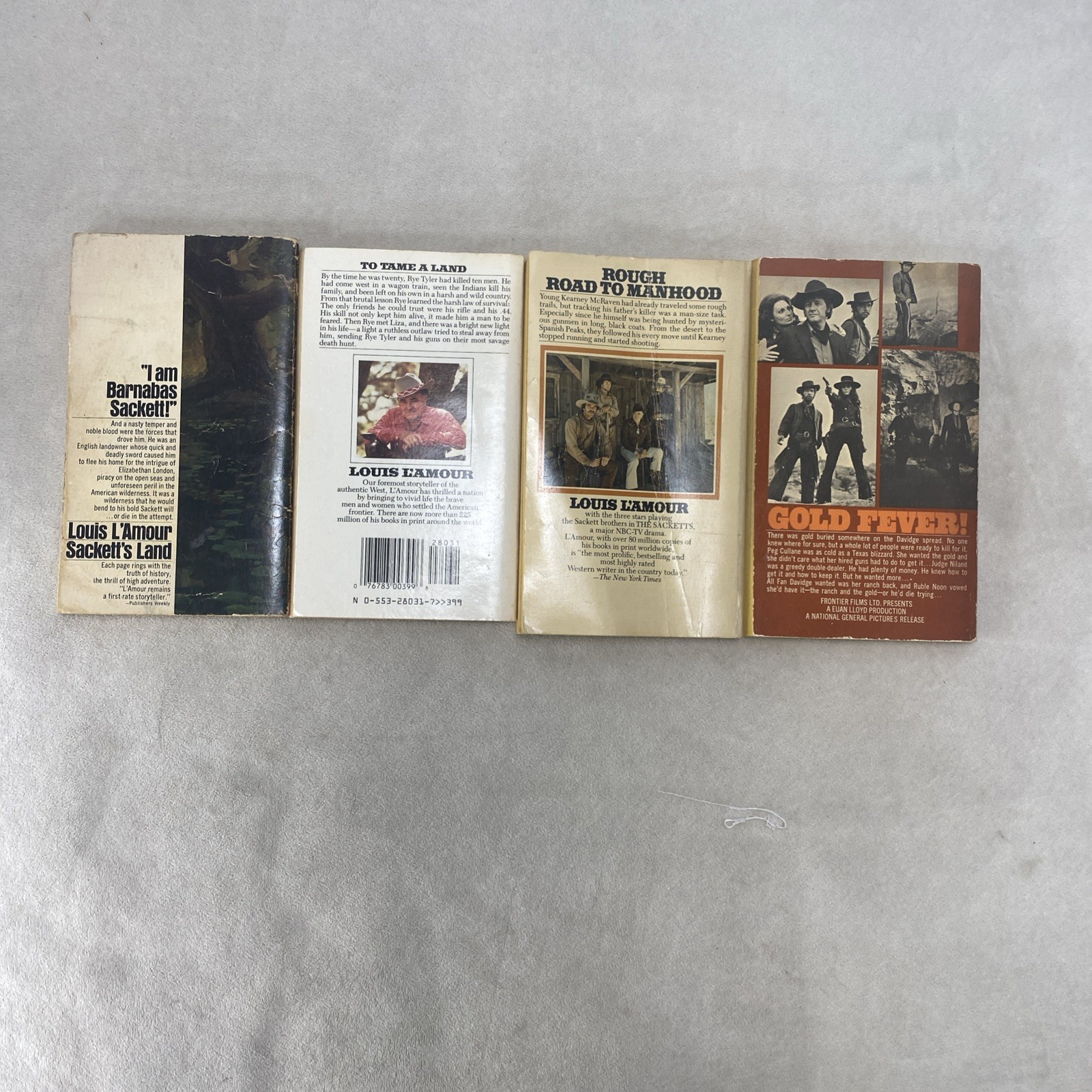 Louis L&rsquo;Amour Lot of 20 Paperback Books Bantam Sackets Mixed Lot Westerns