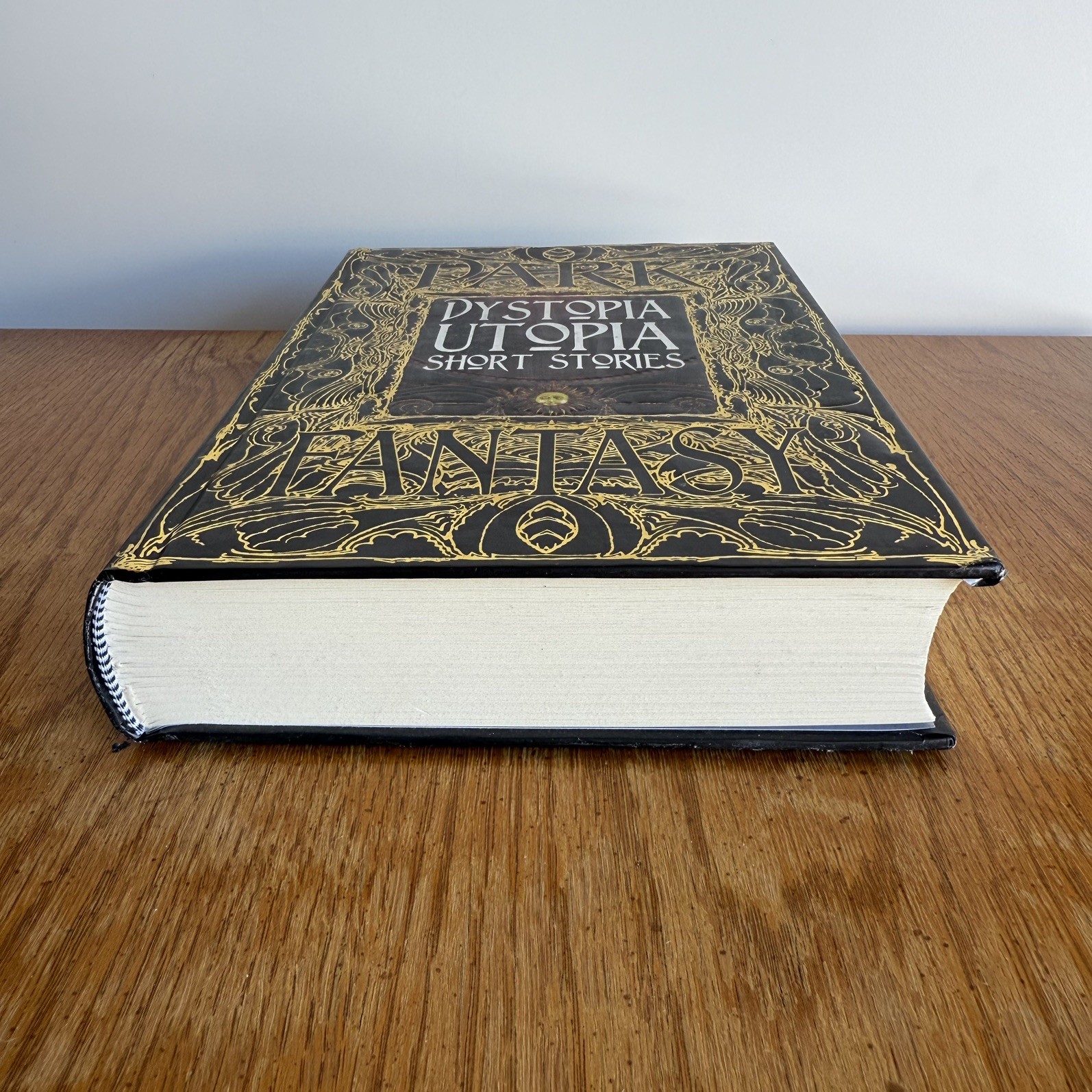 Lot of 5 Hardcover Collector Books The Iliad Odyssey Grimm’s H.P. Lovecraft