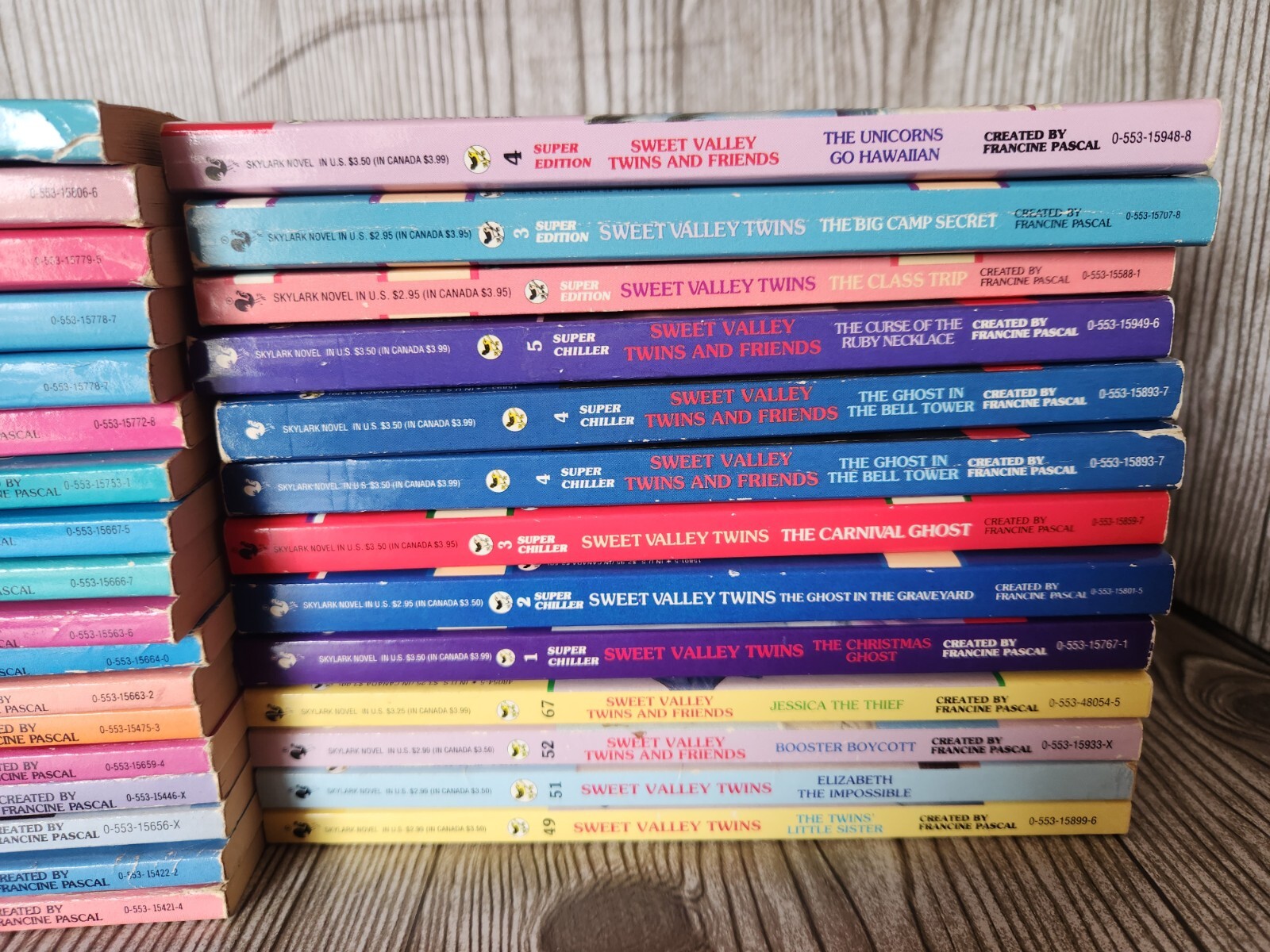 1990&rsquo;s Sweet Valley Twins Books BUILD YOUR COLLECTION Francine Pascal Paperback