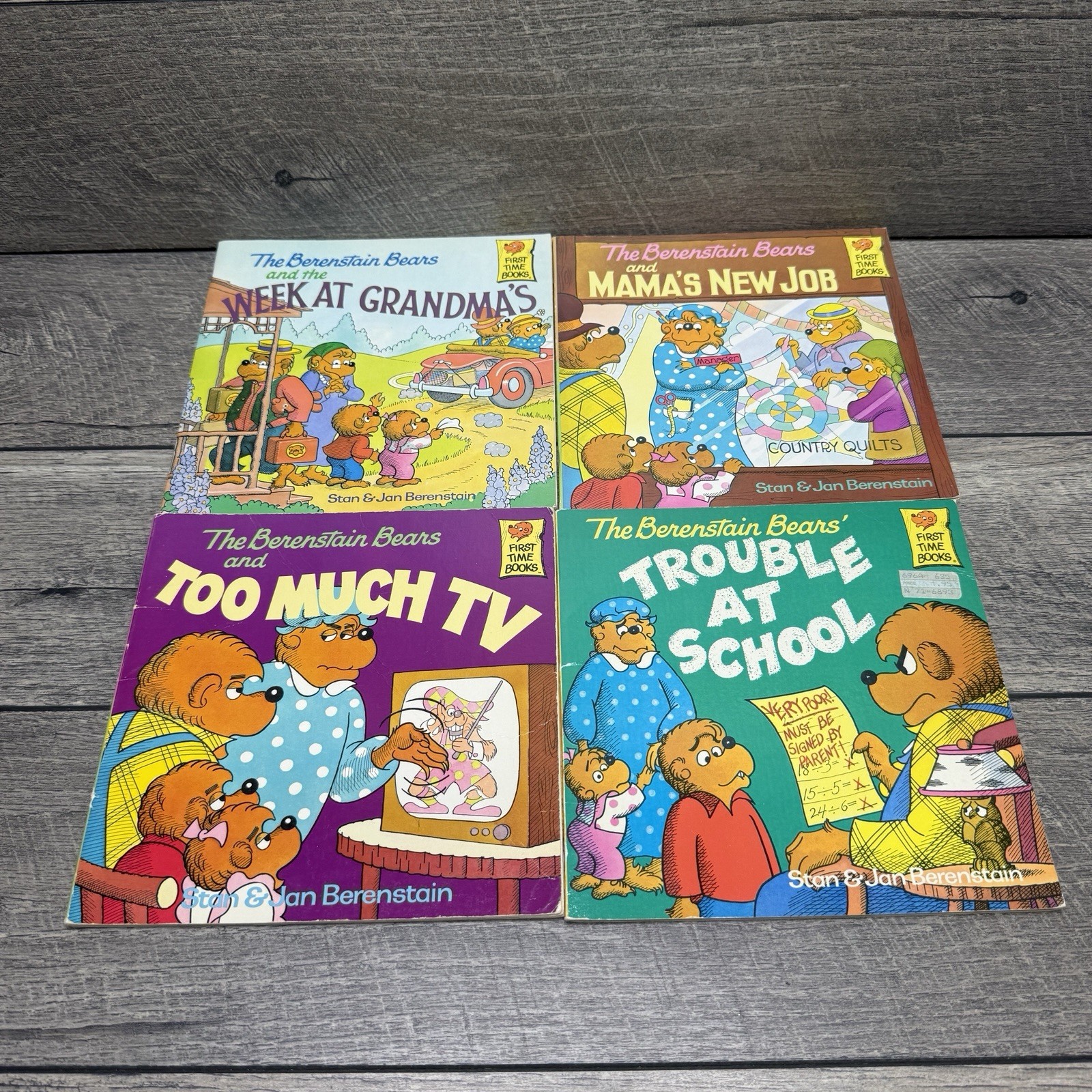 Lot of 18 Berenstain Bears First Time Picture Books Jan & Stan Berenstain 1980&rsquo;s