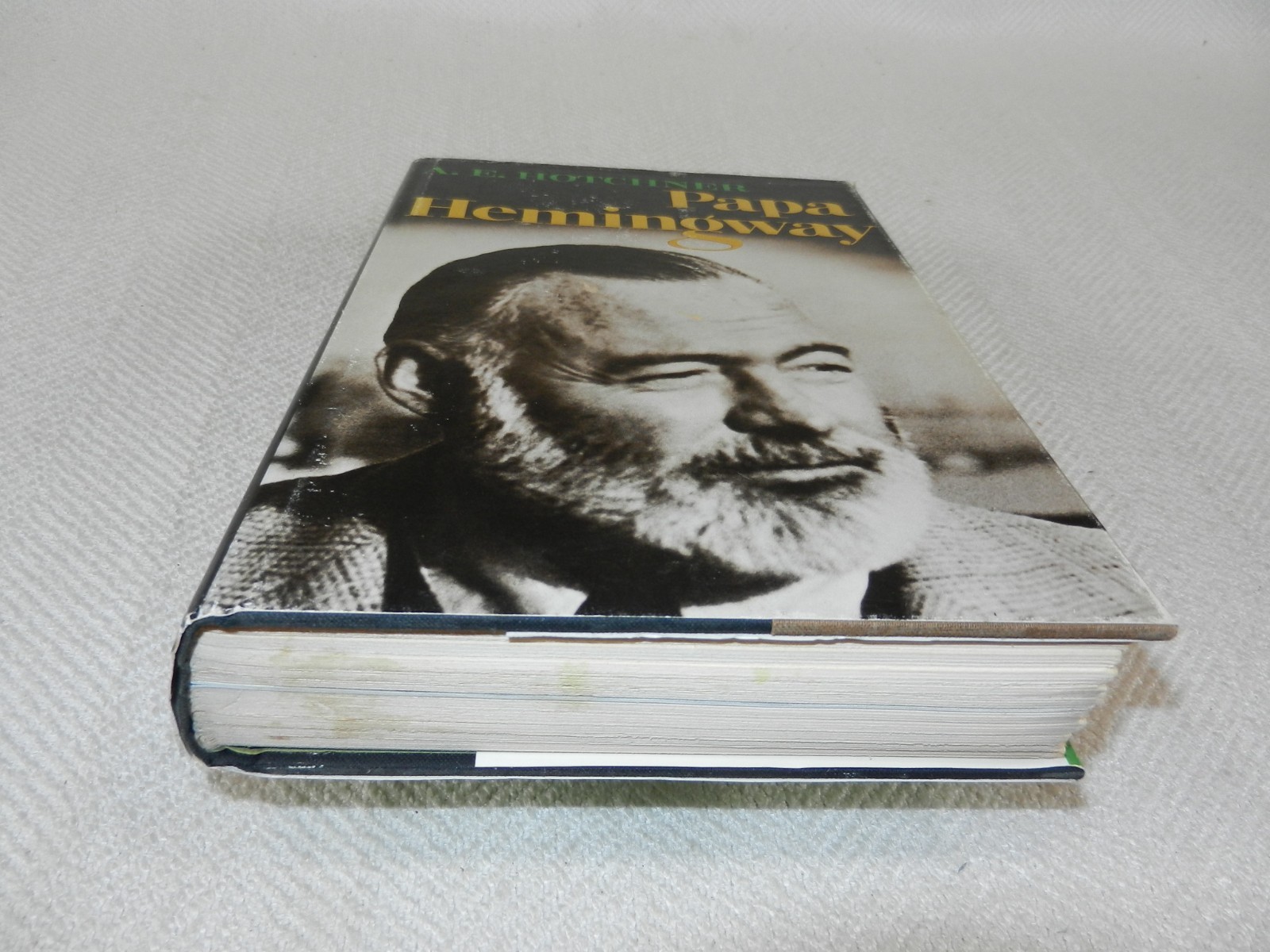 WW II Great writer & war correspondent « PAPA HEMINGWAY: A PERSONAL MEMOIR »