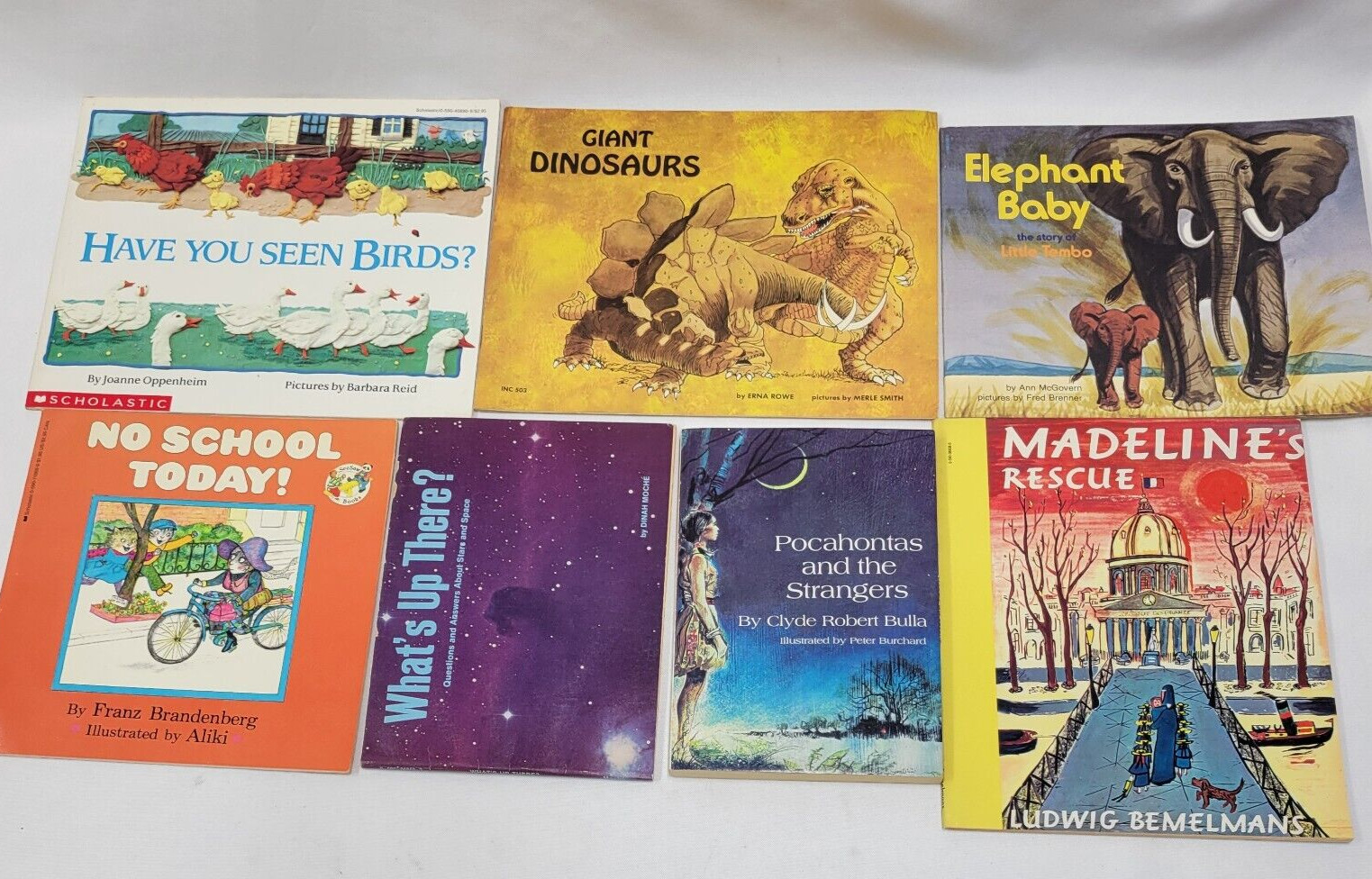 Lot of 36 Vtg Scholastic Books TW TJ TX 60’s 70’s Early 80&rsquo;s 8 1st printings