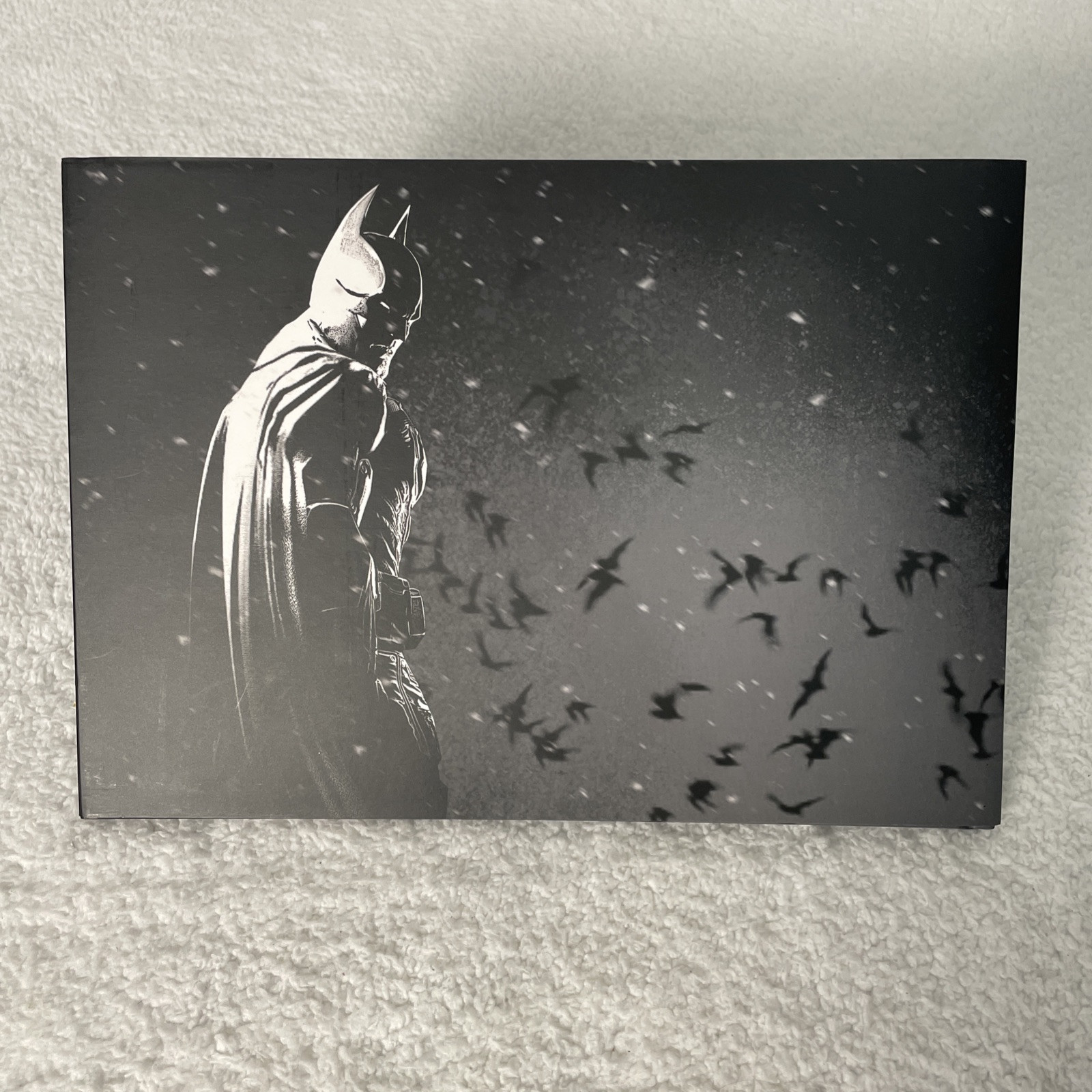 Batman Arkham Origins Collector&rsquo;s Art Book / 80 Pages Full Color! Hard Cover