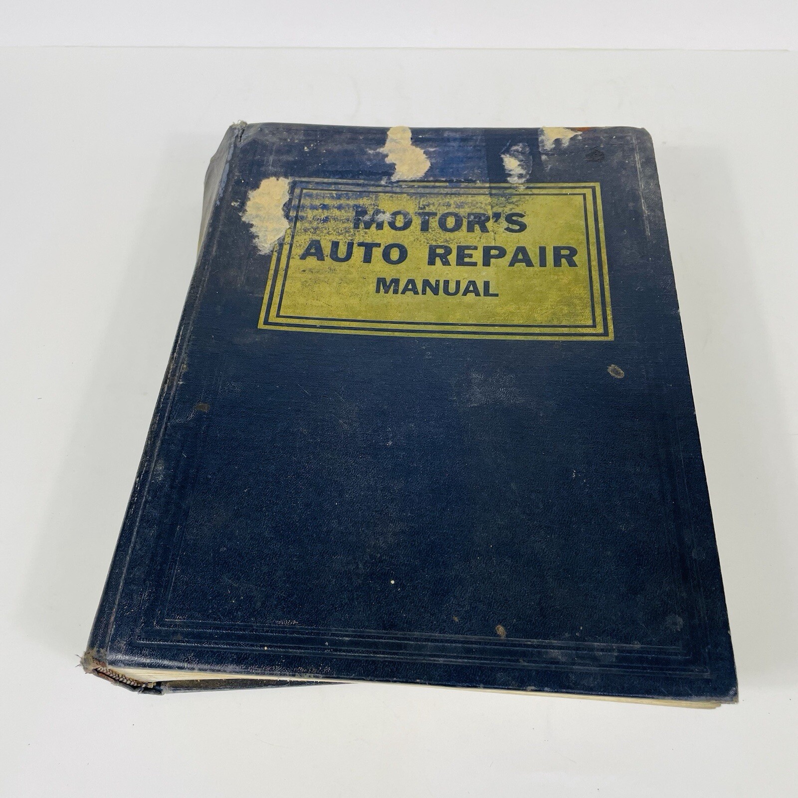 Motor&rsquo;s Auto Repair Manual 20th Edition Third Printing 1957
