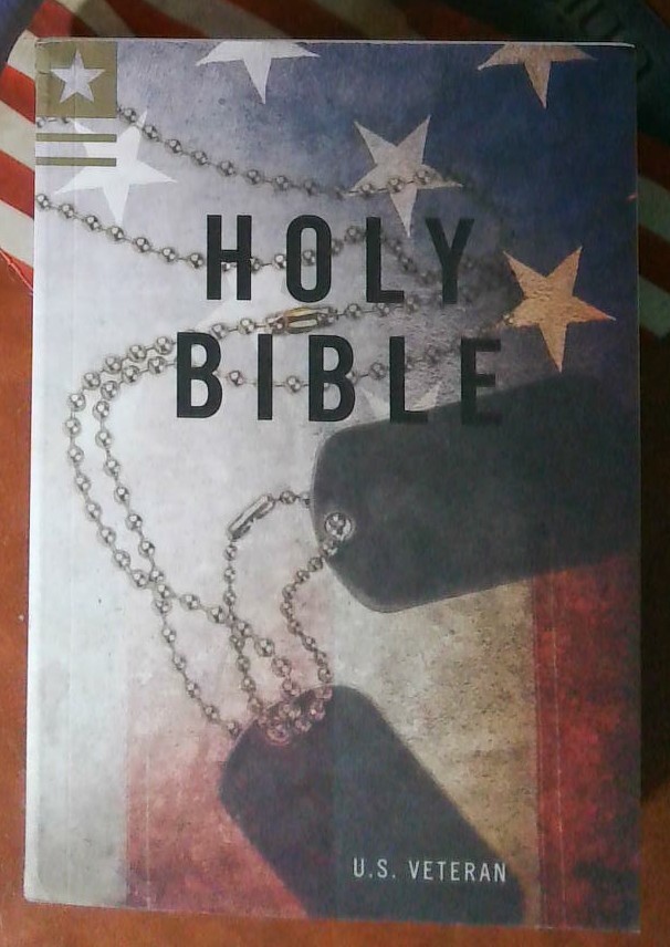 King James Version (KJV) Large Print Veteran&rsquo;s Bible – Flag