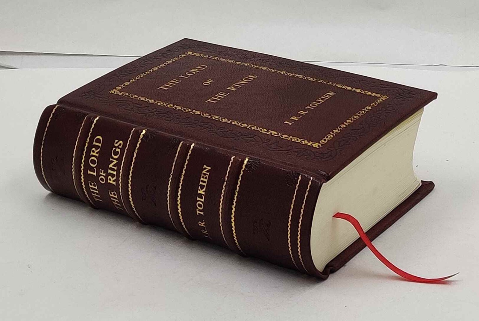 The Lord of the Rings Deluxe Edition [PREMIUM LEATHER BOUND]
