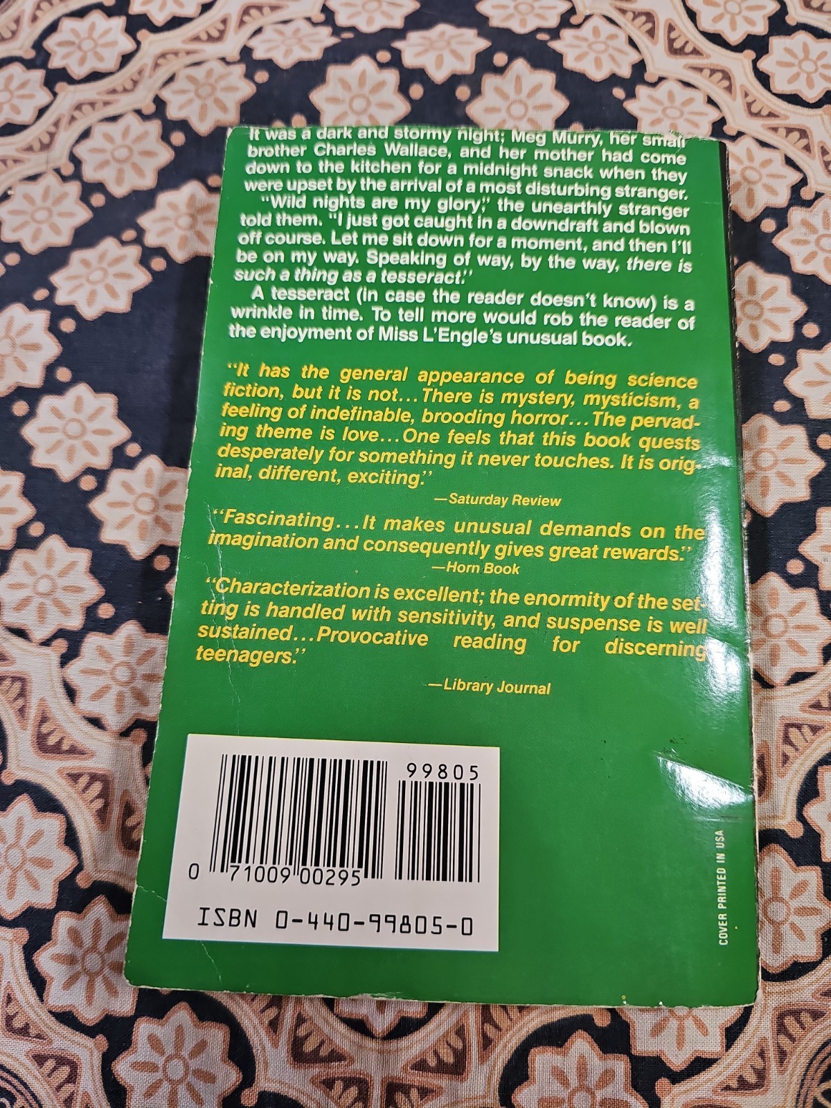 A WRINKLE IN TIME Madeleine L&rsquo;Engle PB BOOK (c) 1976 Dell Laurel-Leaf BCE ~VG+~