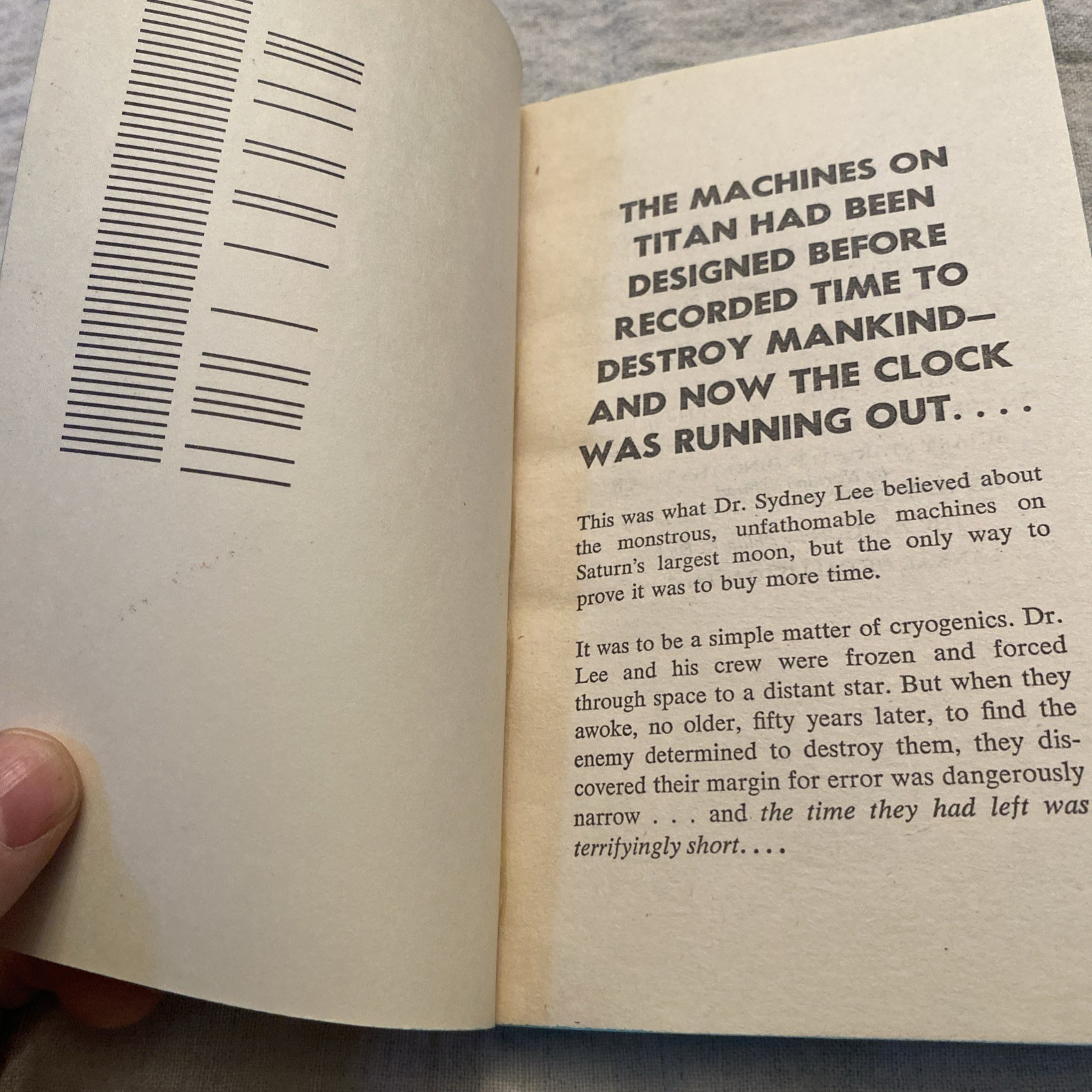 As on a Darkling Plain by Ben Bova 1978 Dell 1st Print Paperback Sci-Fi Horror