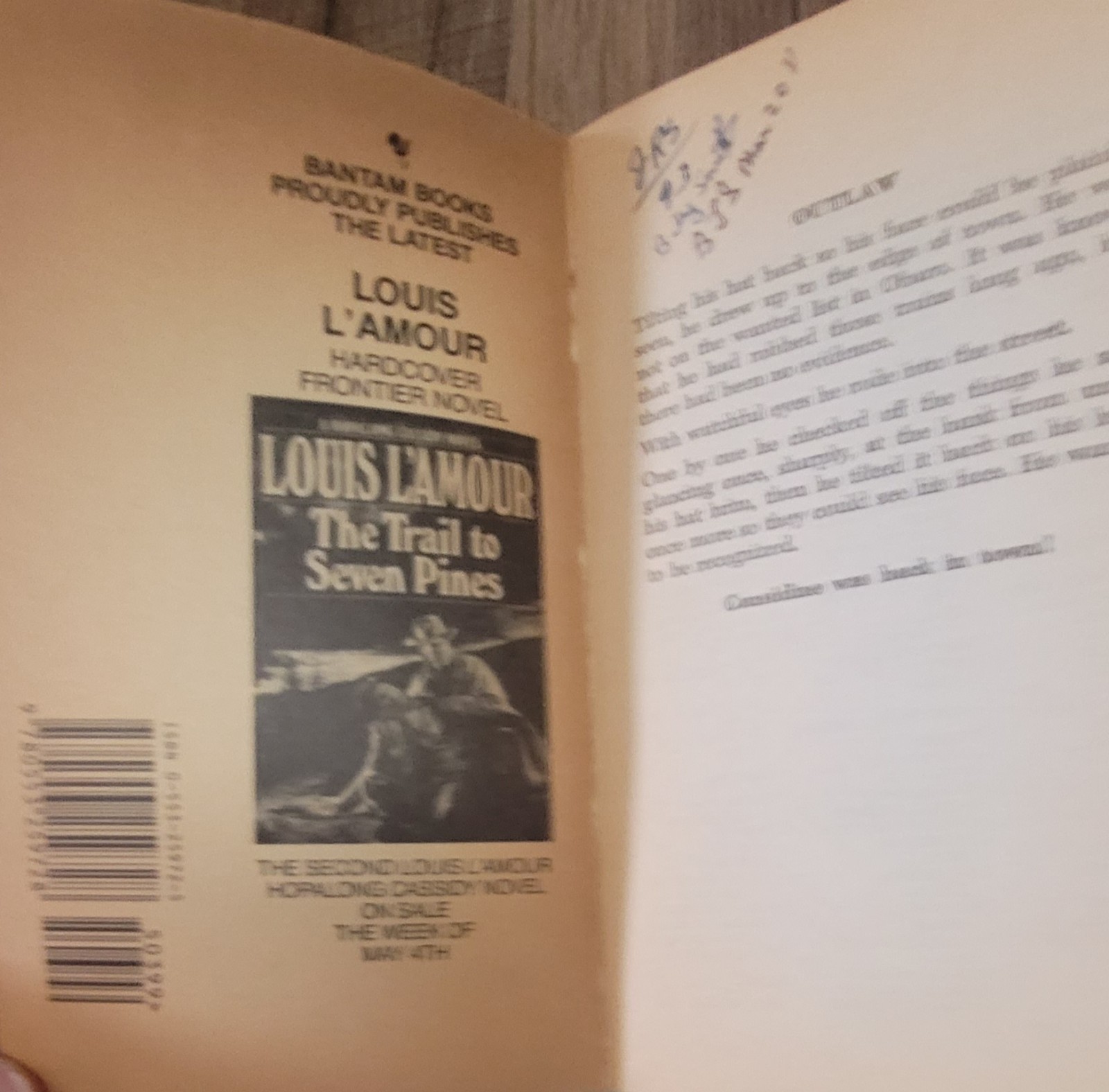 Lot Of 12 Vintage Louis L&rsquo; Amour 1960s-70s Books Paperback Western Cowboy Novels