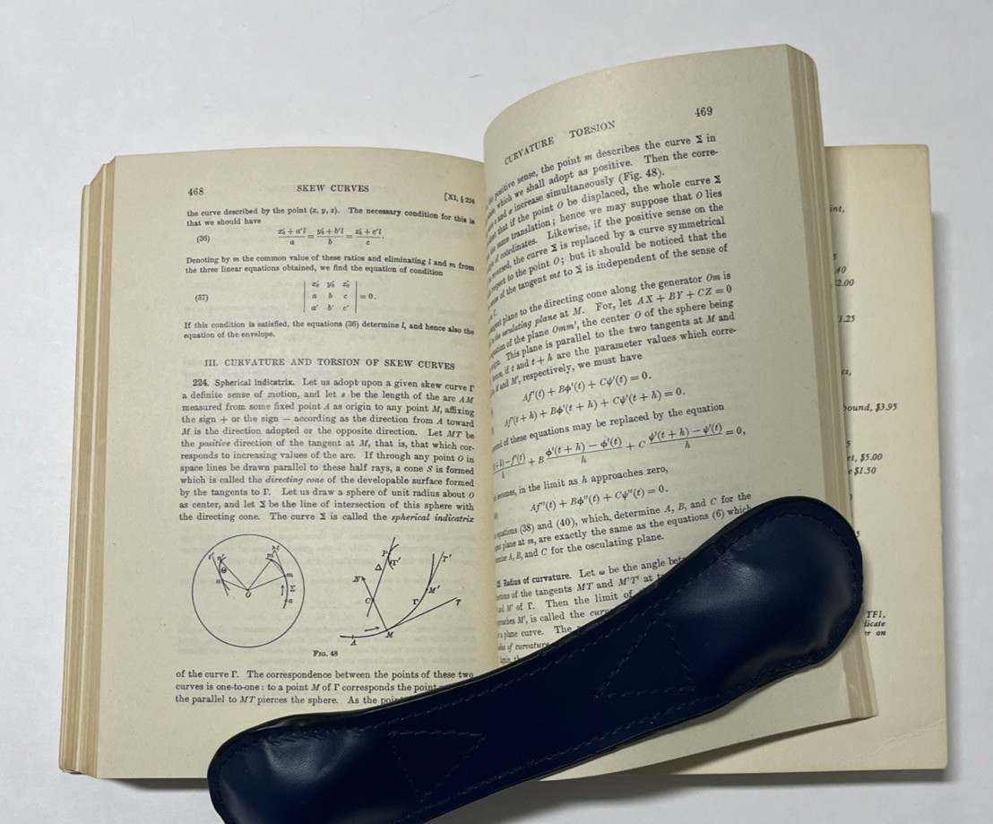 Applications to Geometry Expansion in Series Definite Integrals..Goursat 1959 PB