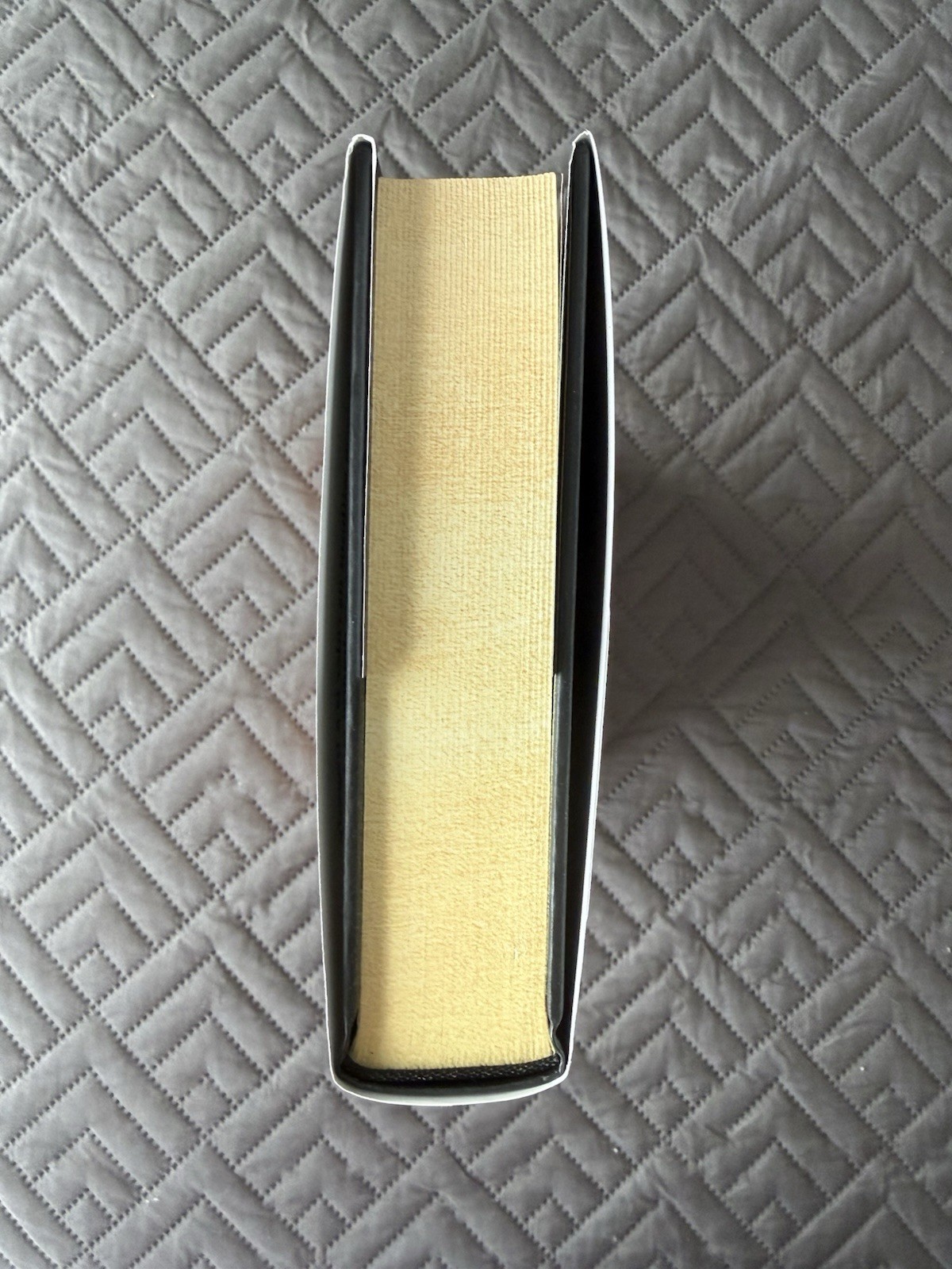 Rebecca Yarros Fourth Wing (Wing and Claw Collection) Empyrean Ser. HC 2025