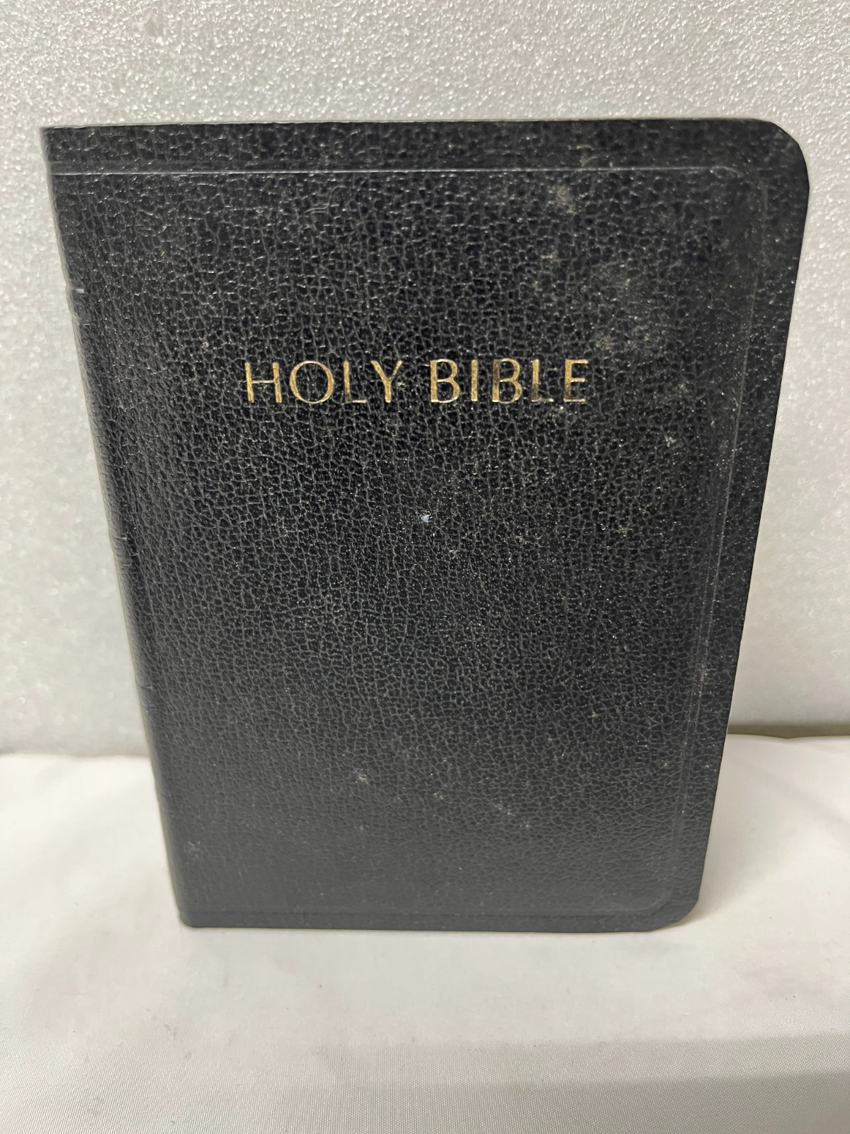 Holy Bible – The Smallest Bible Thomas Nelson 103 Black Leatherflex, gold pages