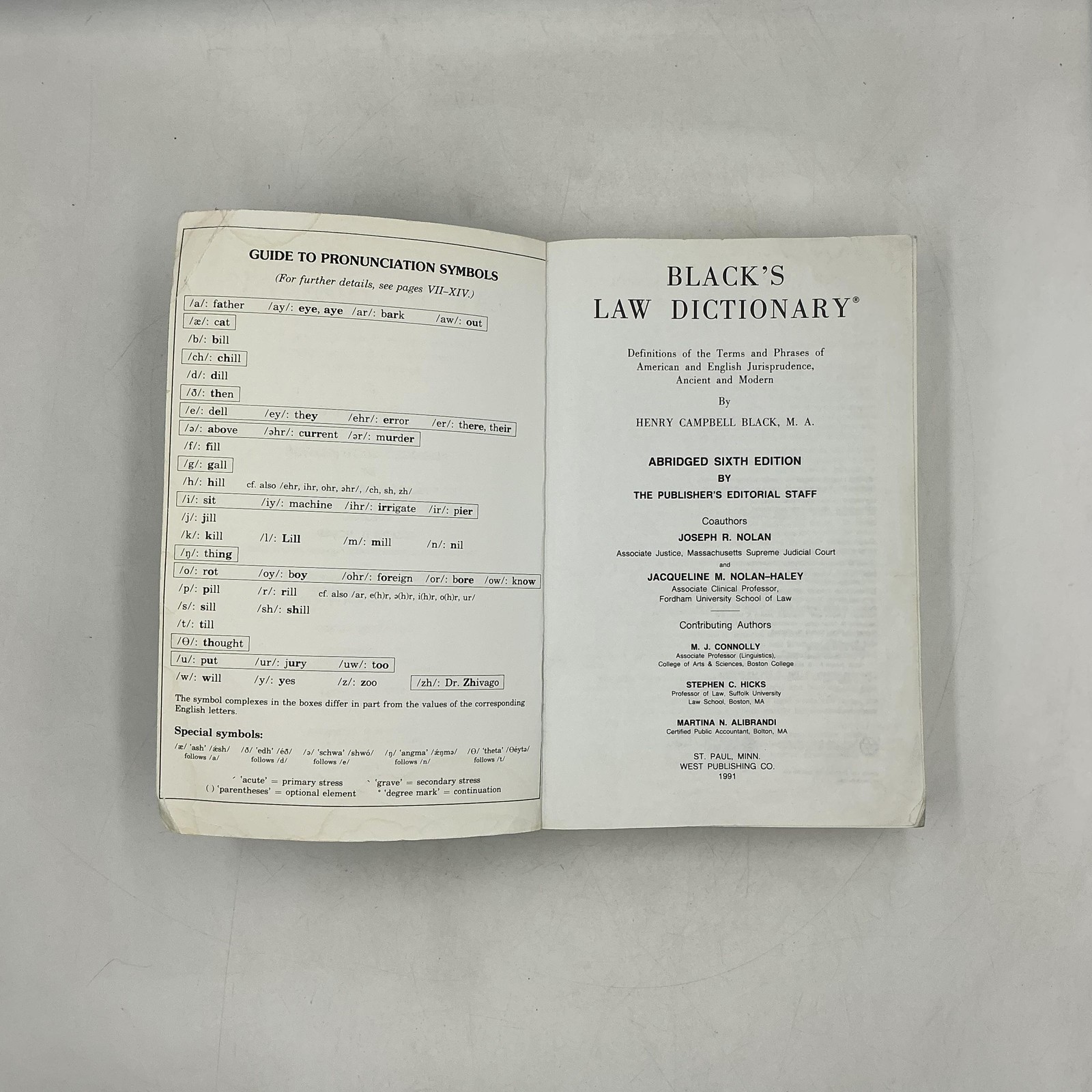 Vintage Black&rsquo;s Law Dictionary With Pronunciations Henry Black Blue PB 1994 Law