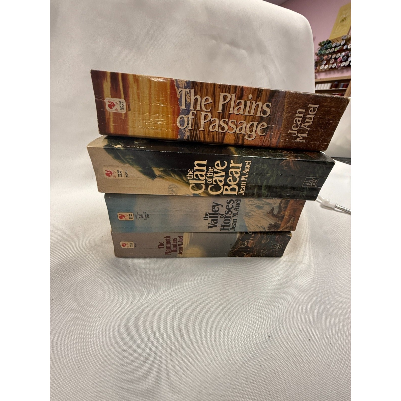 Jean M Auel Earth&rsquo;s Children Series Paperback Lot 4 Clan Cave Bear Plains