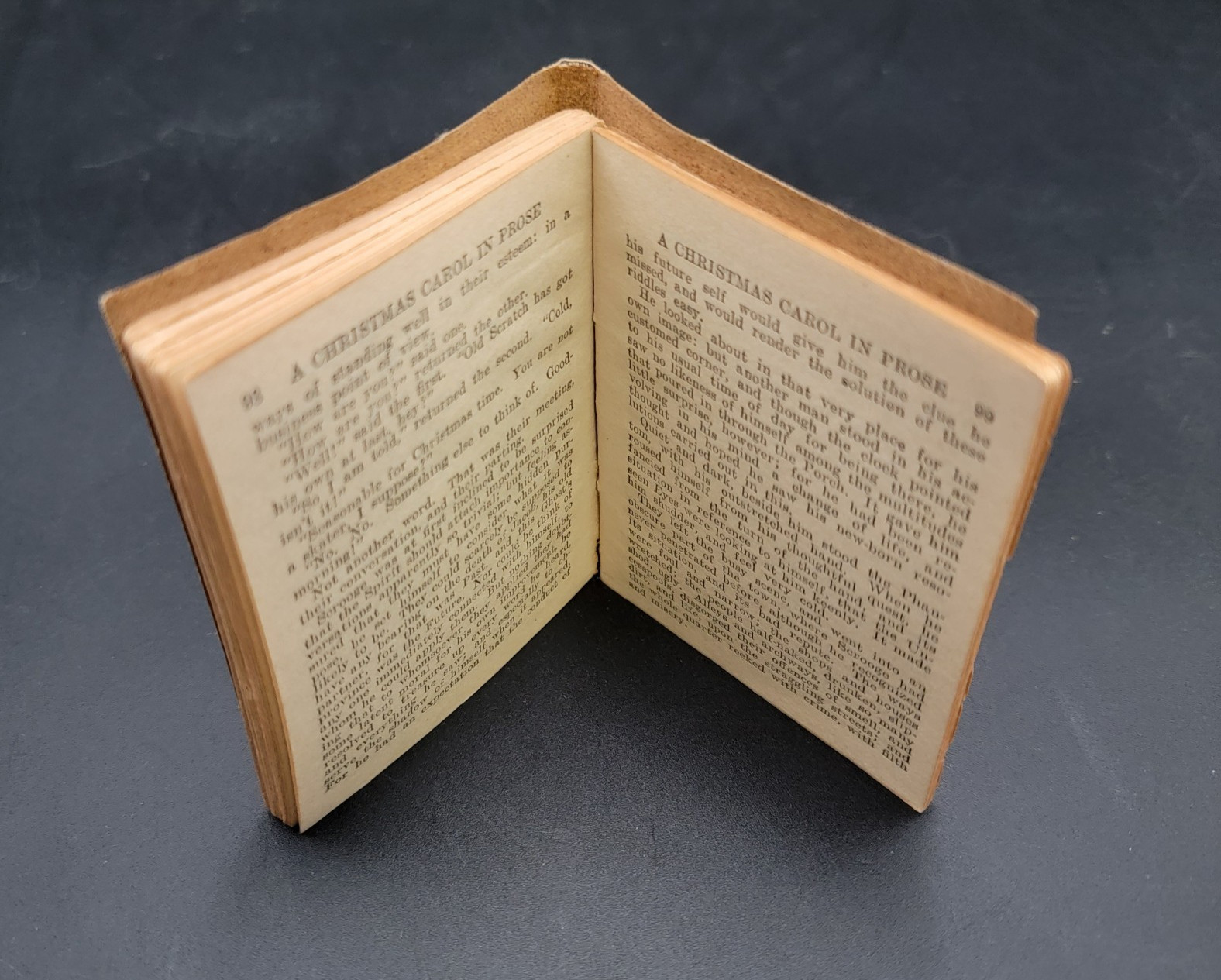 Little Leather Library – A CHRISTMAS CAROL Charles Dickens Antique Book 1920&rsquo;s