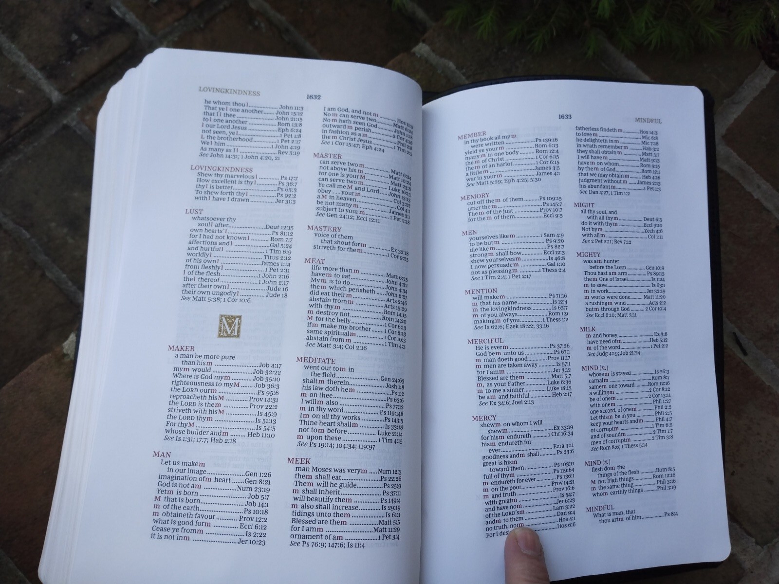 Kjv, Wide-Margin Reference Bible, Sovereign Collection, Genuine Leather, Black,