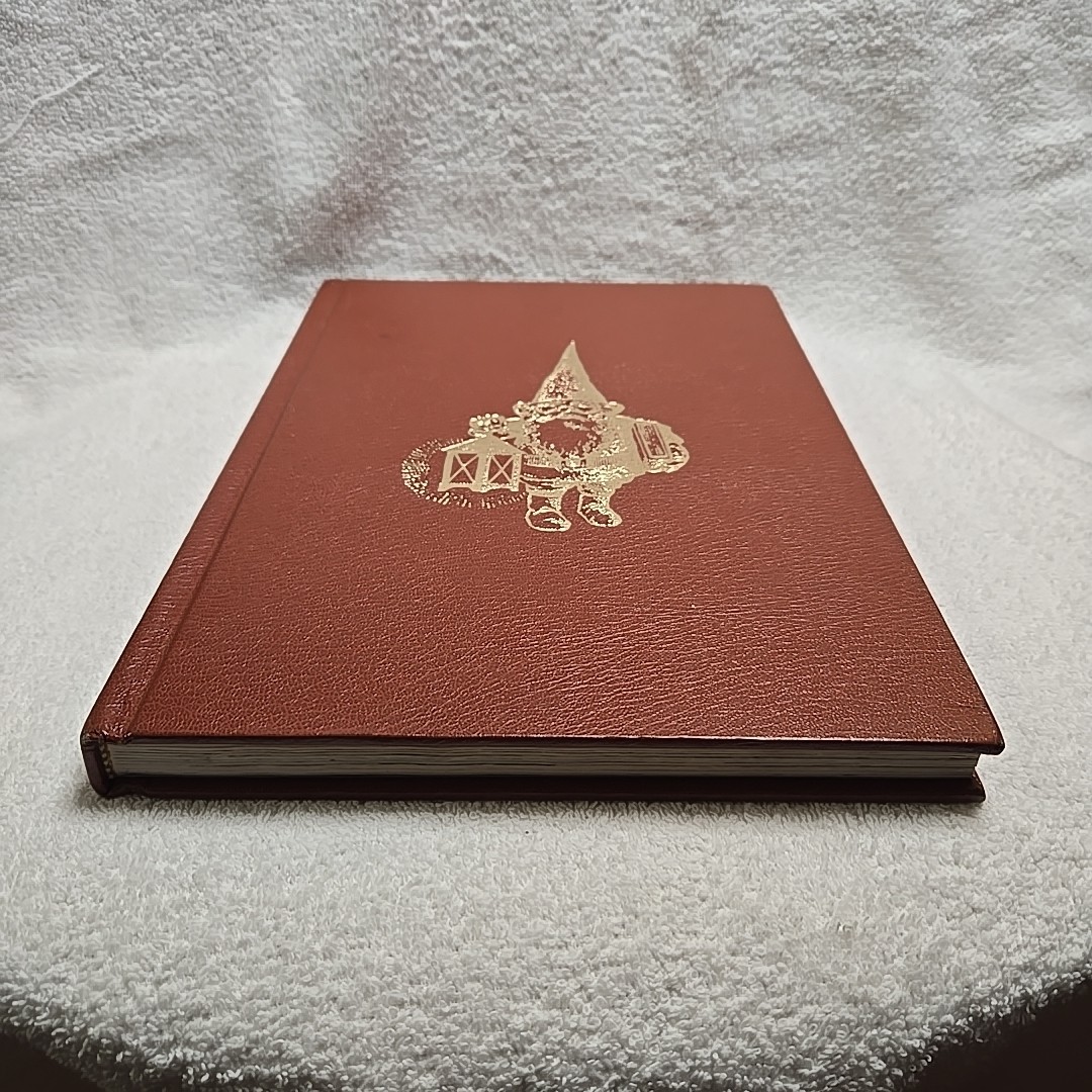 GNOMES Book By Wil Huygen & Illustrated Rien Poortvliet (1977 H.N Abrams Inc. HC