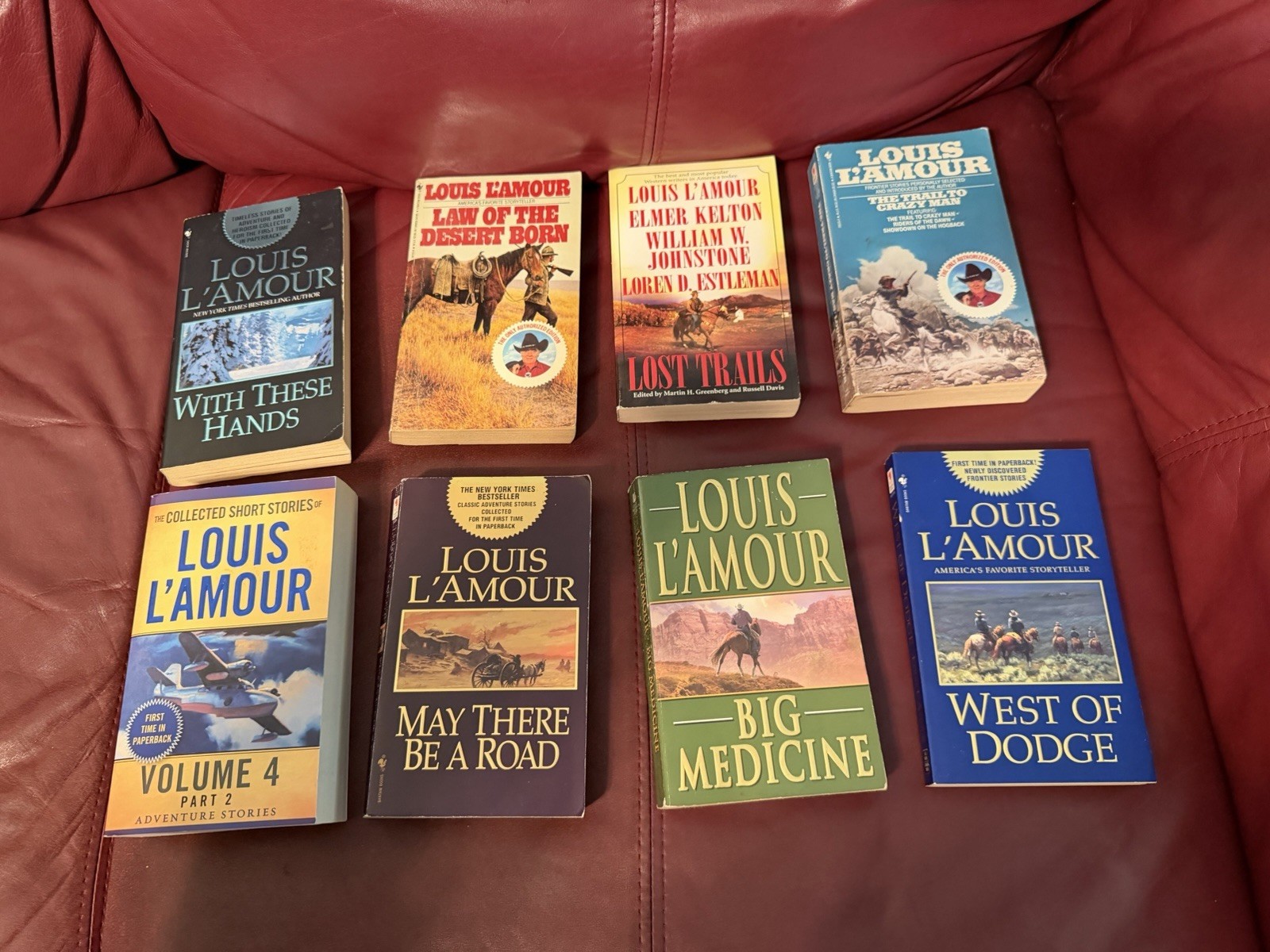 Louis L&rsquo;Amour Lot of 8 Western Paperbacks Good Condition Will Separate