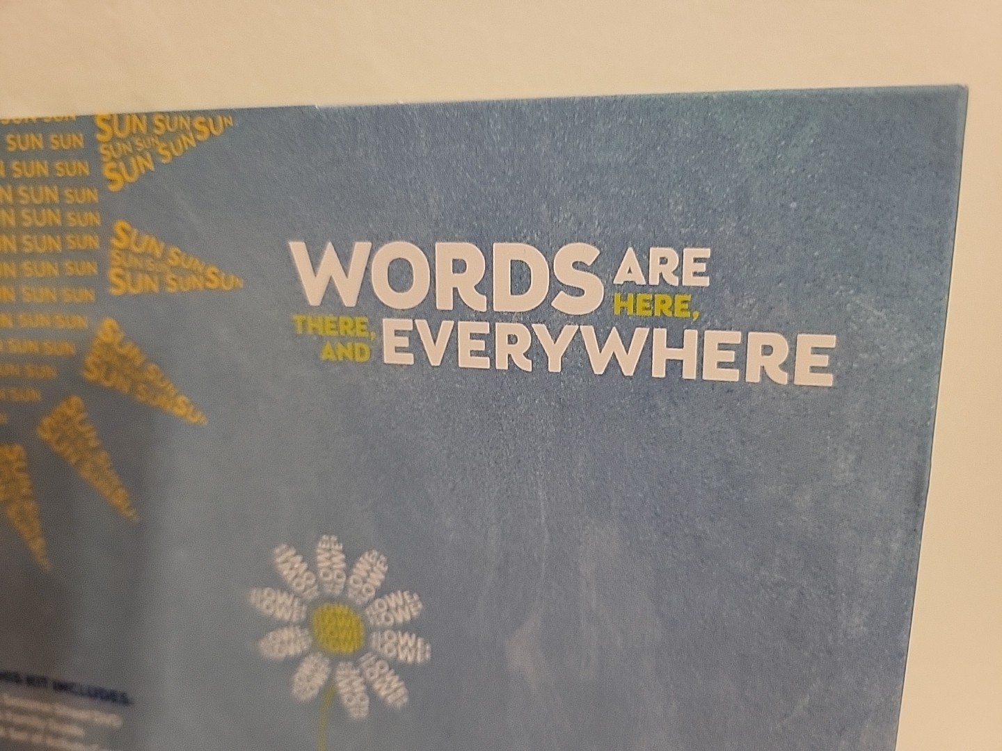 Sesame Street WORDS ARE EVERYWHERE Learning Series Bilingual Kit – Book DVD More