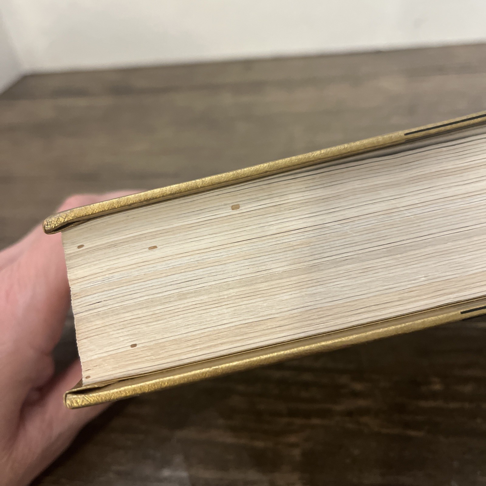Vtg 1976 Good News Bible Today&rsquo;s English Version Gold Hardcover 480 Pages