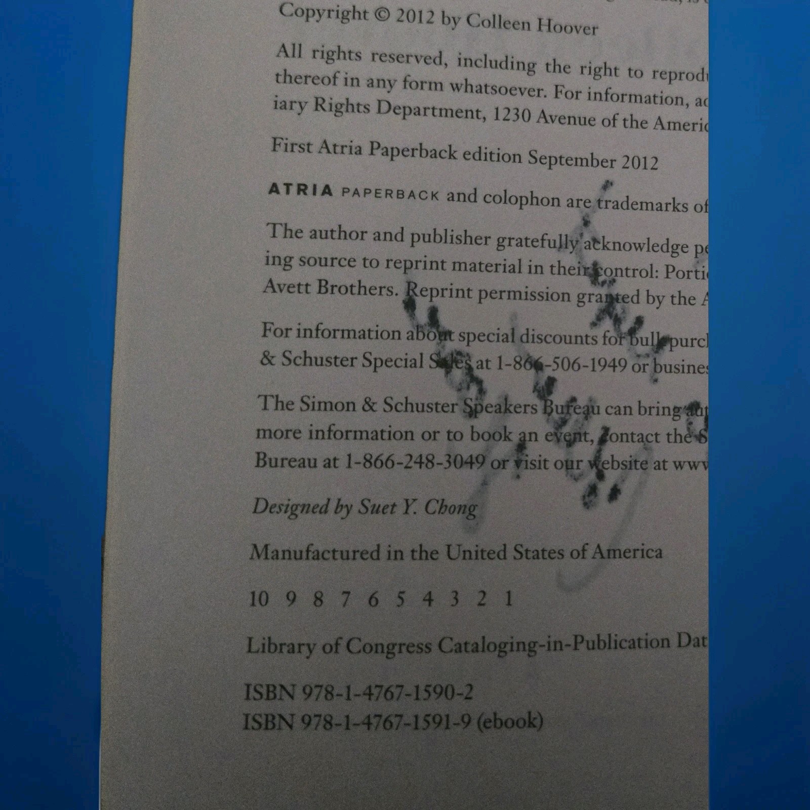 First Editon of « Slammed » And Signed By Author Colleen Hoover