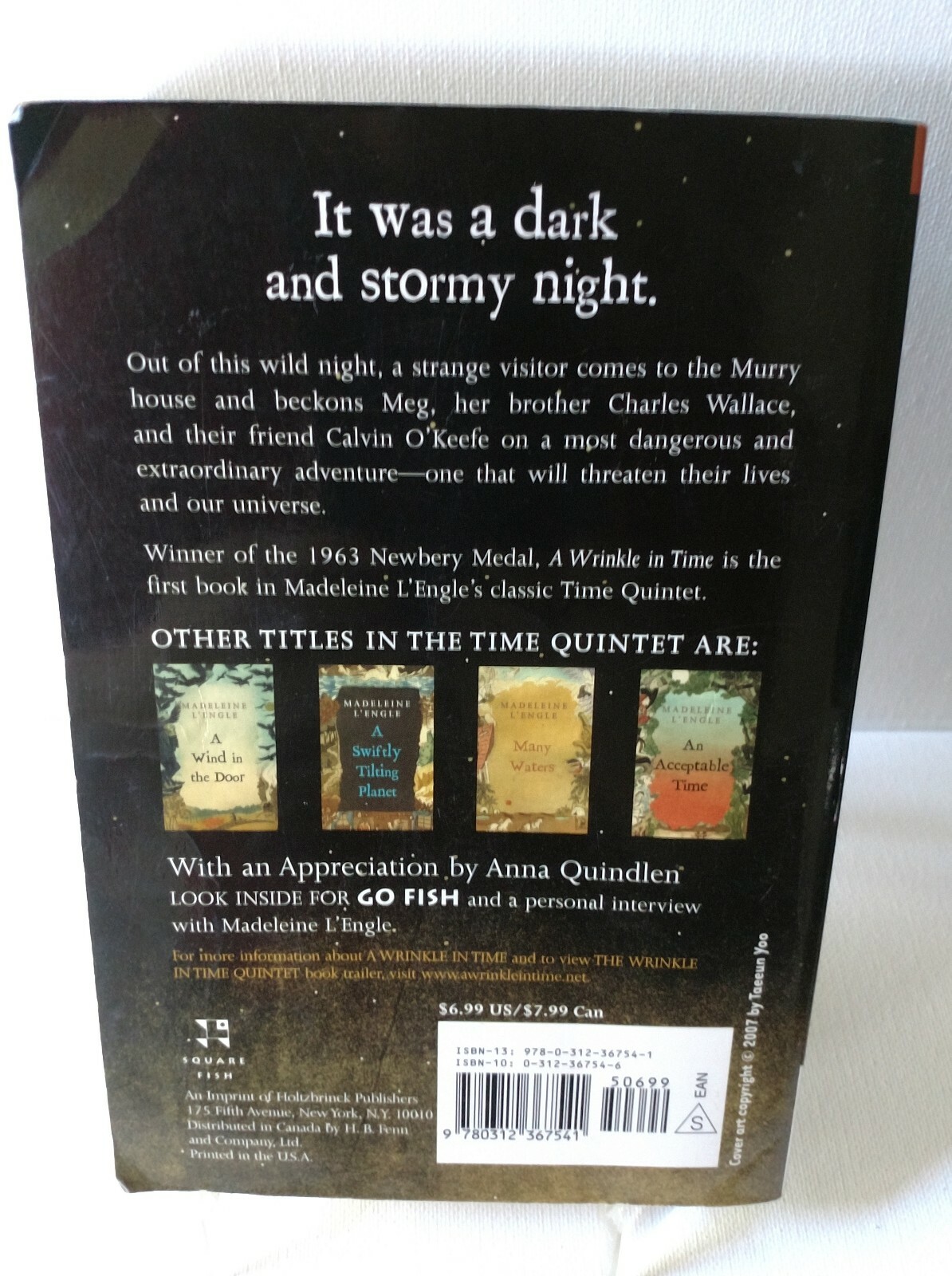 A Wrinkle in Time Quintet Ser.: A Wrinkle in Time by Madeleine L&rsquo;Engle (2007,…