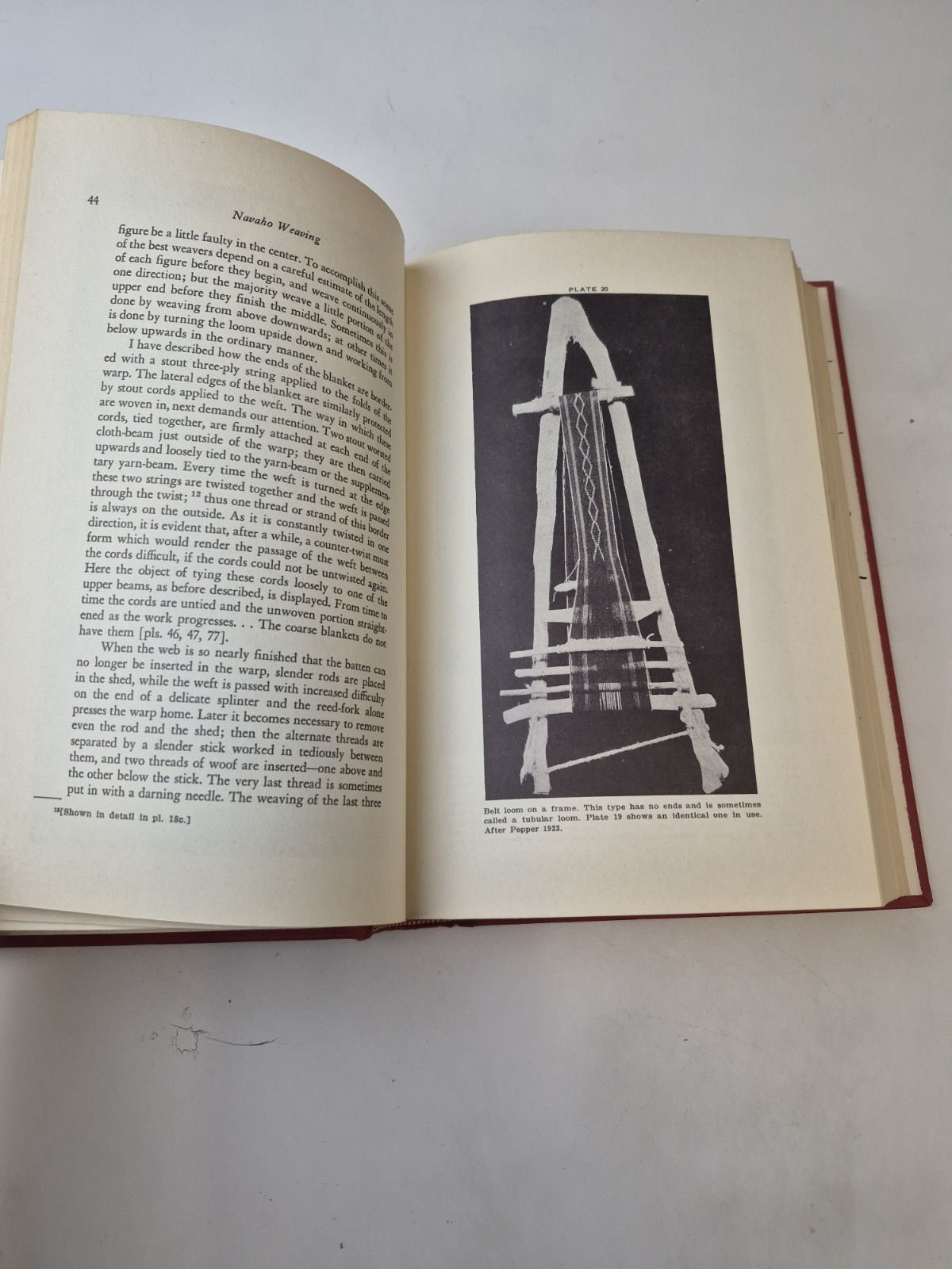 Navaho Weaving It&rsquo;s Technic and It&rsquo;s History Charles Avery Amsden 1964 1st Ed