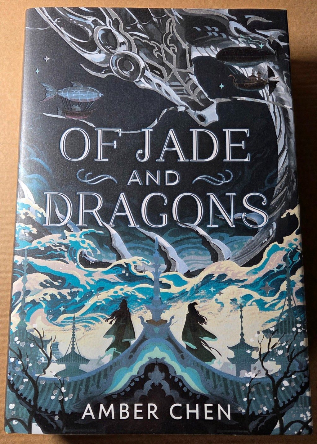Of Jade and Dragons Amber Chen SIGNED Illumicrate Exclusive 1st HC Sprayed Edges